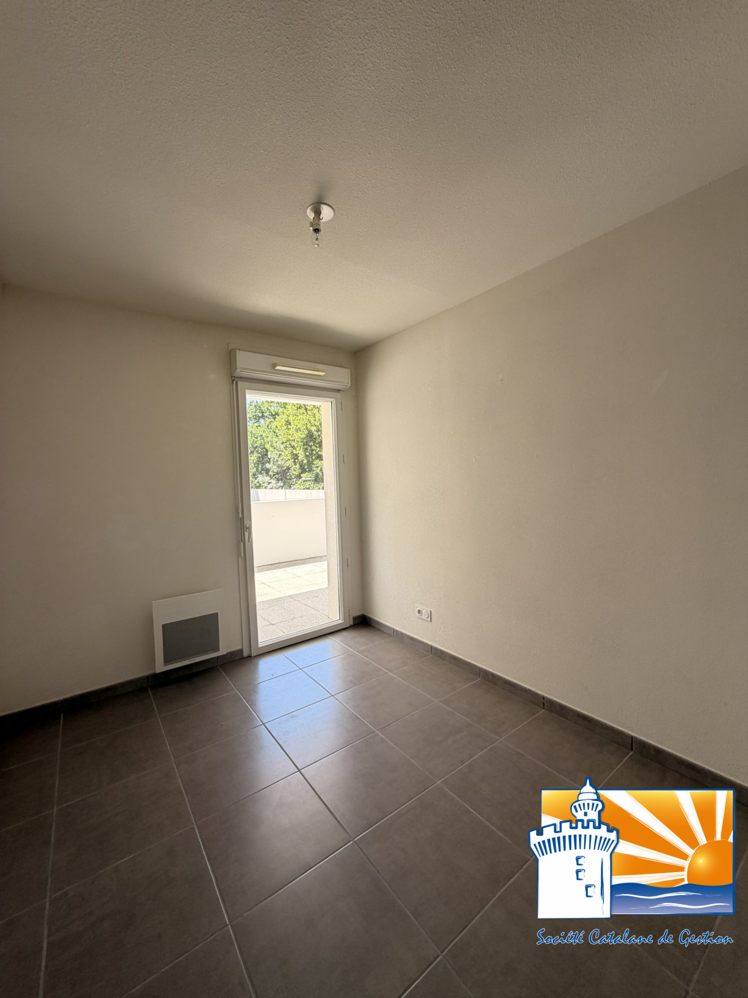 Chambre - Appartement Perpignan (Réf. 07-2701-1928-AGENCEDUSOLEIL)