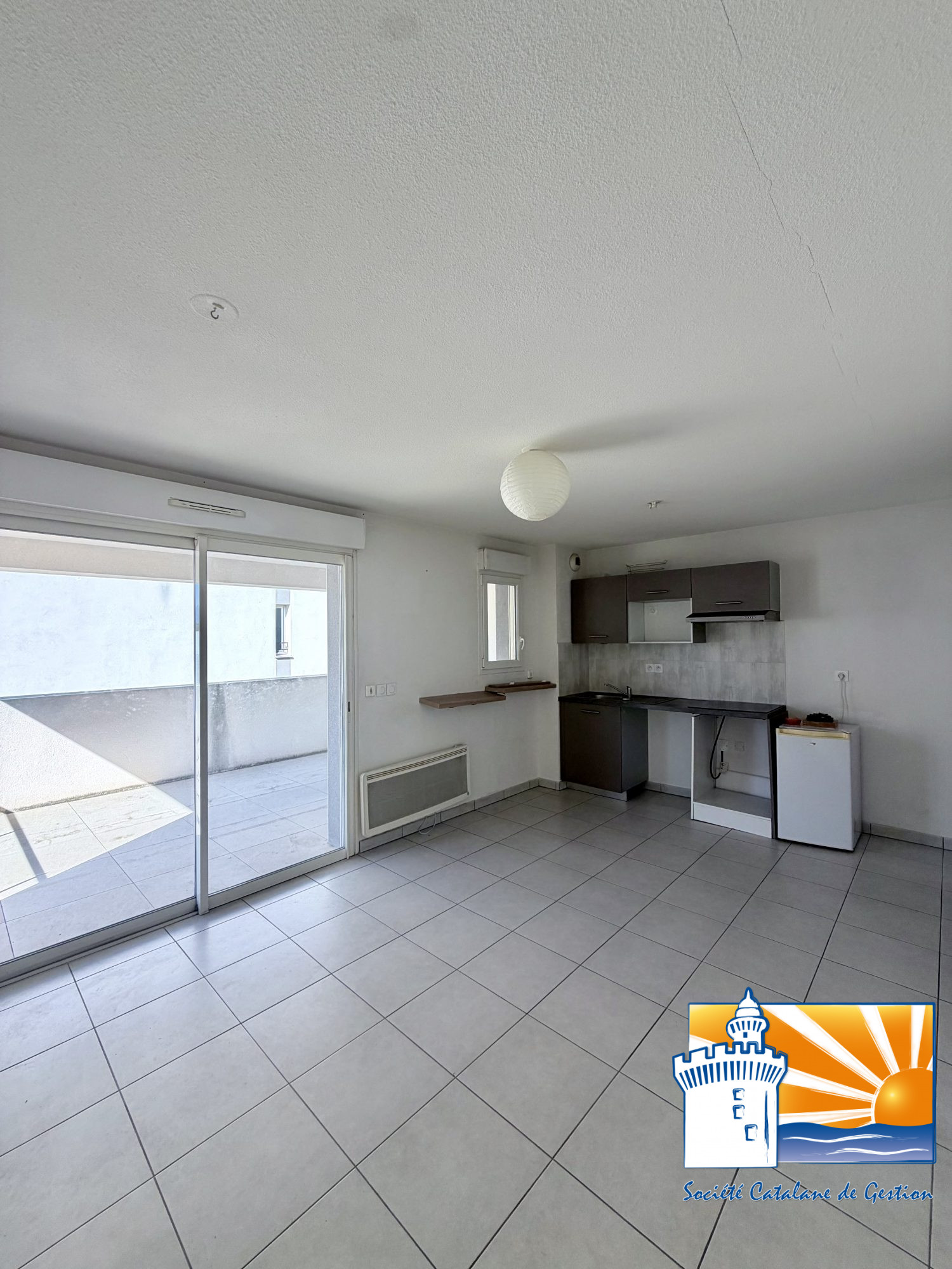 Vue intérieure - Appartement Saint-Cyprien (Réf. 07-667-AGENCEDUSOLEIL)