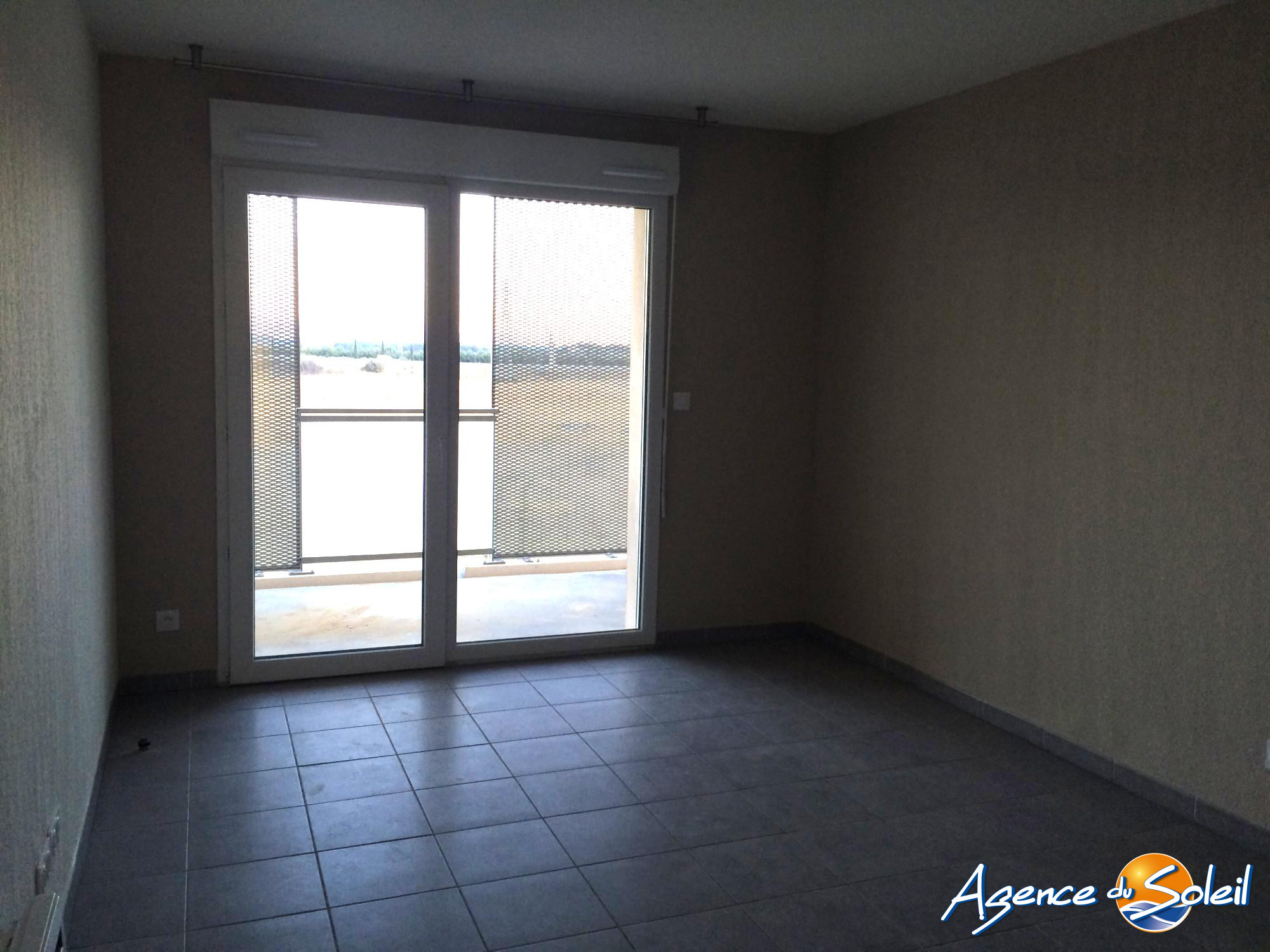 Vue intérieure - Appartement Narbonne (Réf. 04-2503-AGENCEDUSOLEIL)