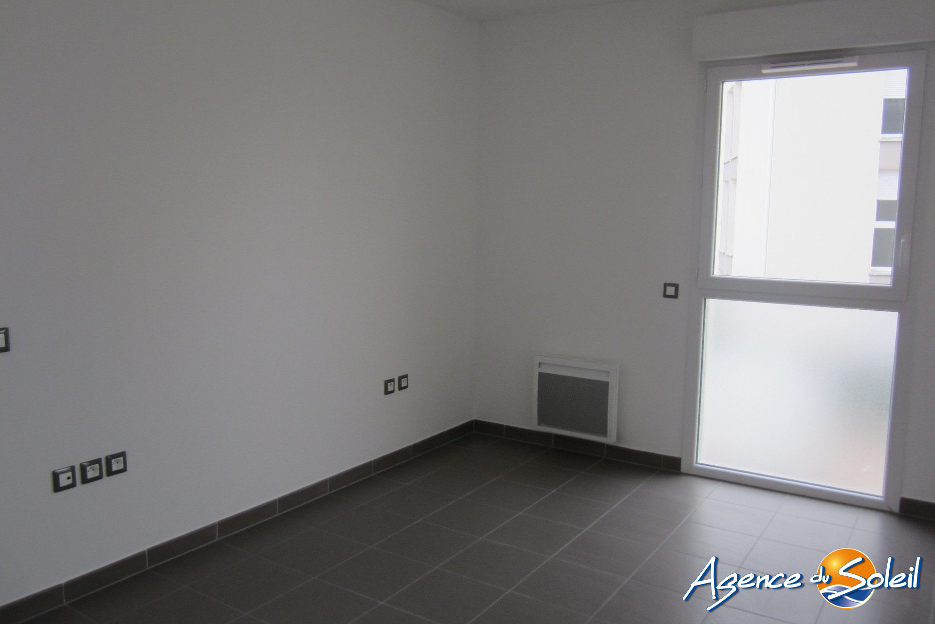 Salle de bain - Appartement Pézilla-la-Rivière (Réf. 06-2714-AGENCEDUSOLEIL)
