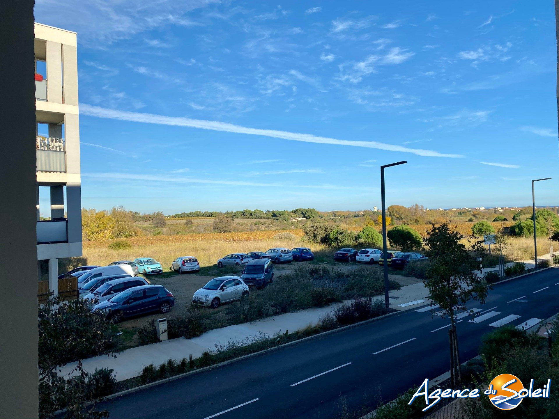 Terrasse - Appartement Sérignan (Réf. 09-6965-AGENCEDUSOLEIL)