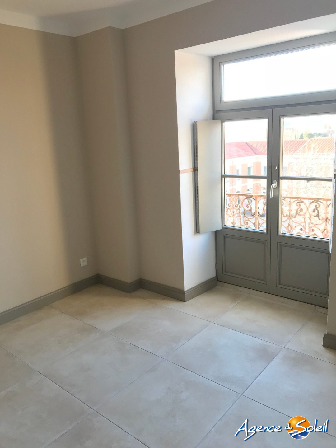 Chambre - Appartement Narbonne (Réf. 04-3544-AGENCEDUSOLEIL)