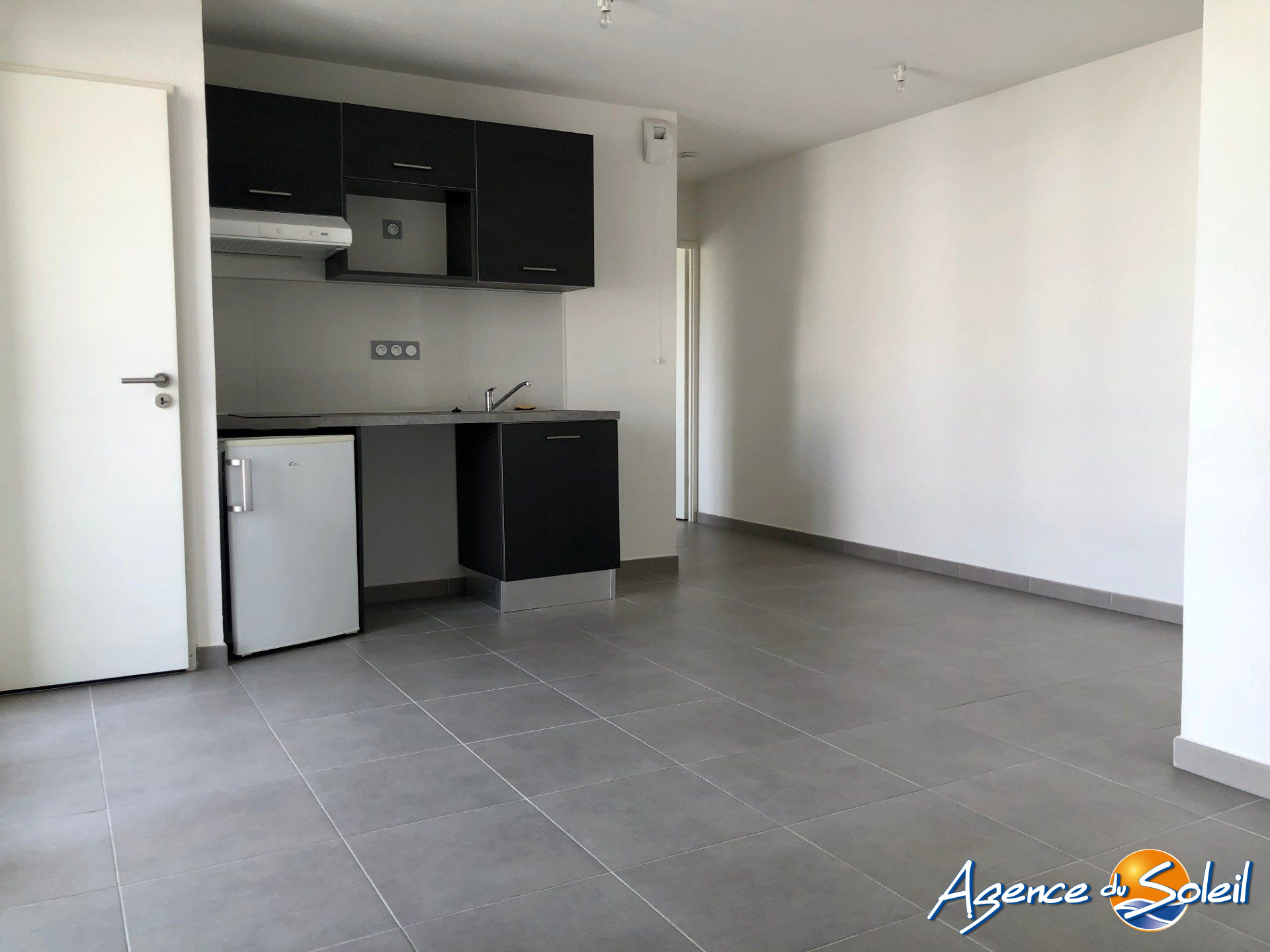 Appartement en location à Béziers - Agence du Soleil (Réf. 09-6875-AGENCEDUSOLEIL)