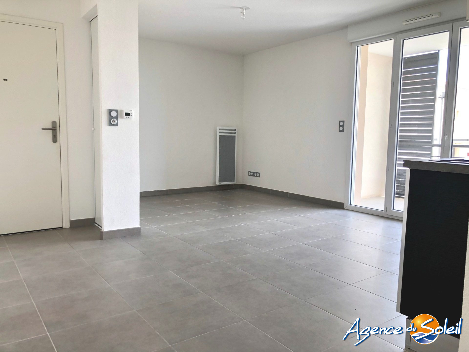 Vue intérieure - Appartement Béziers (Réf. 09-6875-AGENCEDUSOLEIL)