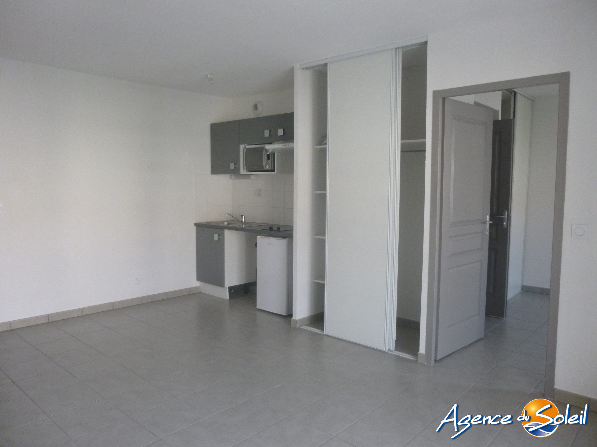 Appartement en location à Narbonne - Agence du Soleil (Réf. 04-1816-AGENCEDUSOLEIL)