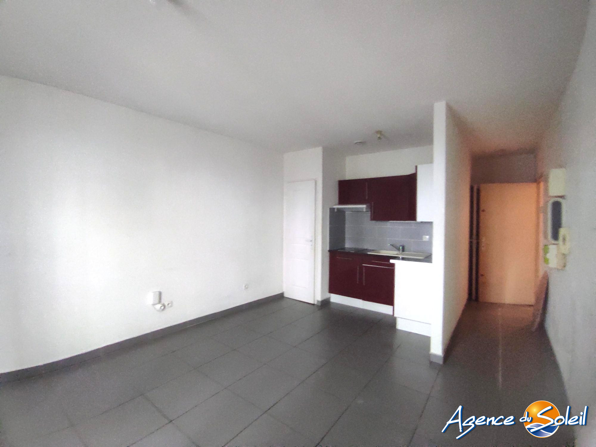 Vue intérieure - Appartement Narbonne (Réf. 04-1412-AGENCEDUSOLEIL)