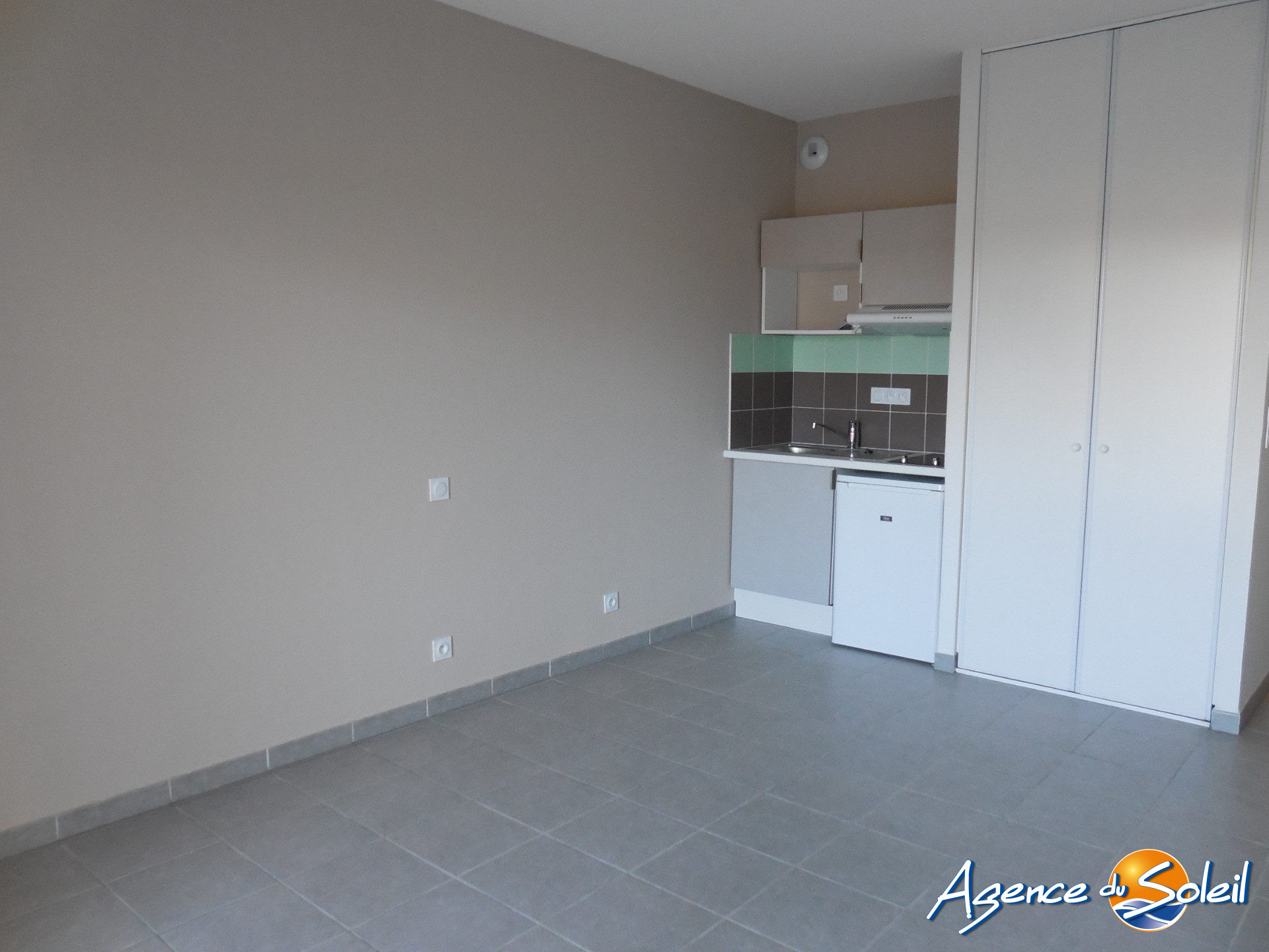 Appartement en location à Narbonne - Agence du Soleil (Réf. 04-2486-AGENCEDUSOLEIL)