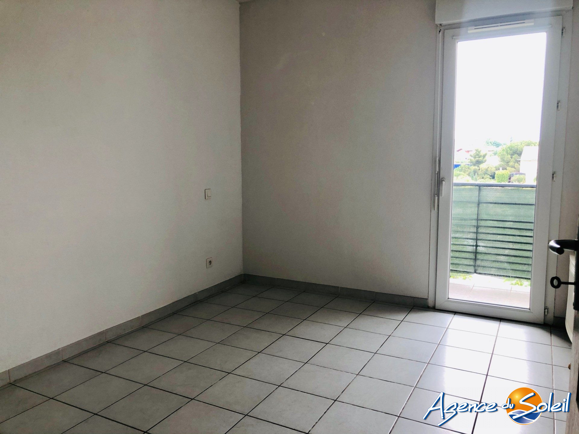 Salle de bain - Appartement Béziers (Réf. 09-6159-AGENCEDUSOLEIL)