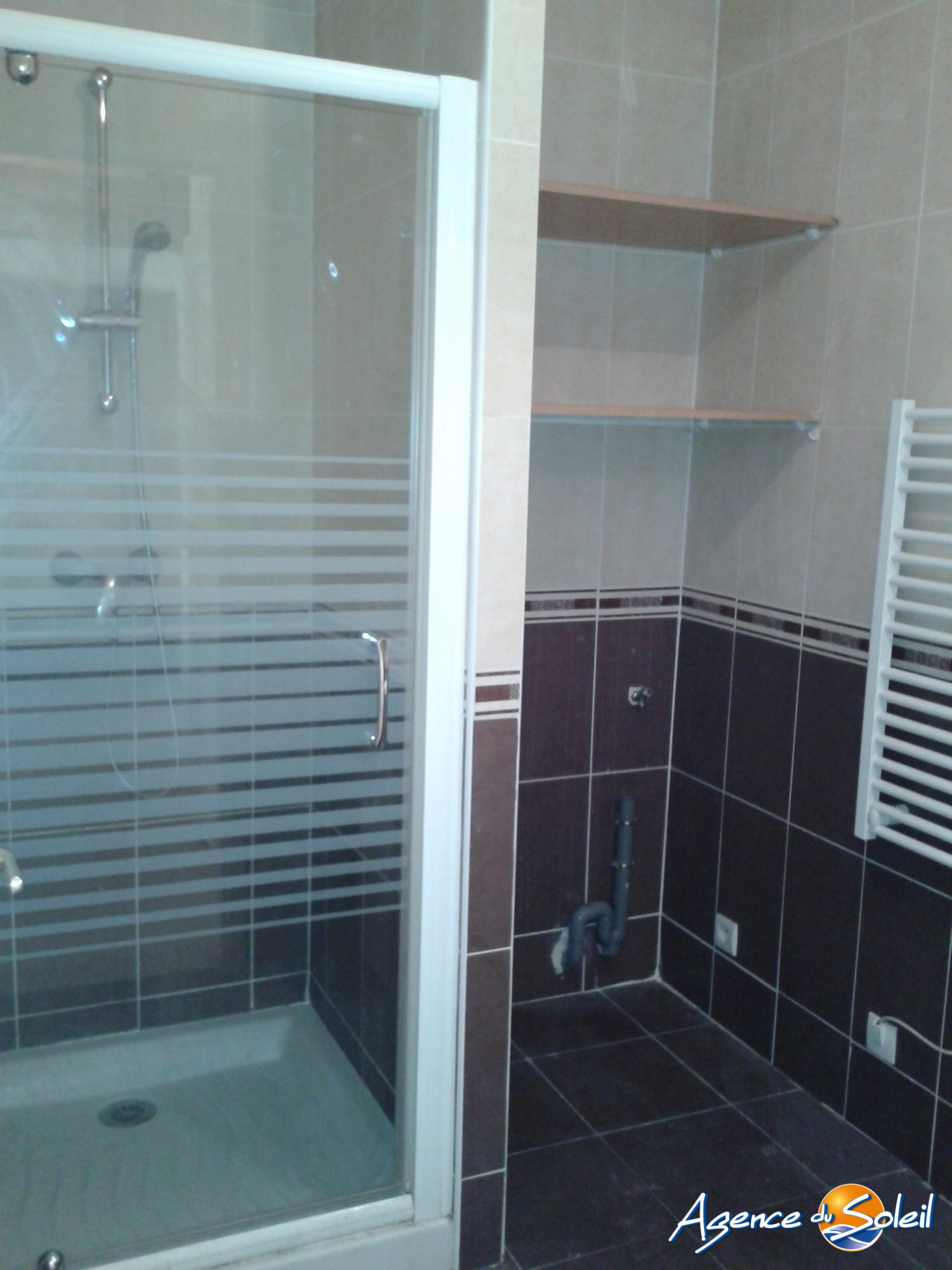 Vue extérieure - Appartement Narbonne (Réf. 04-1619-2G-AGENCEDUSOLEIL)