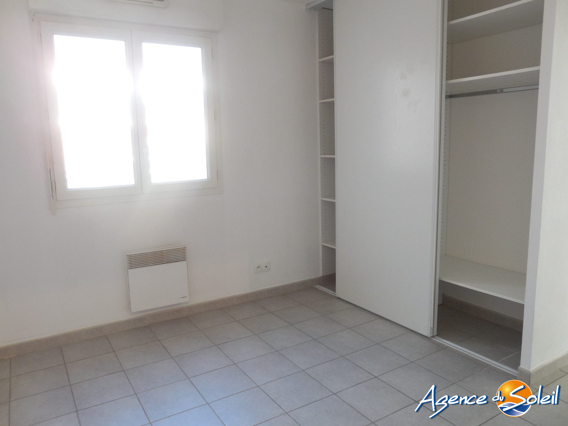 Cuisine - Appartement Narbonne (Réf. 04-926-AGENCEDUSOLEIL)