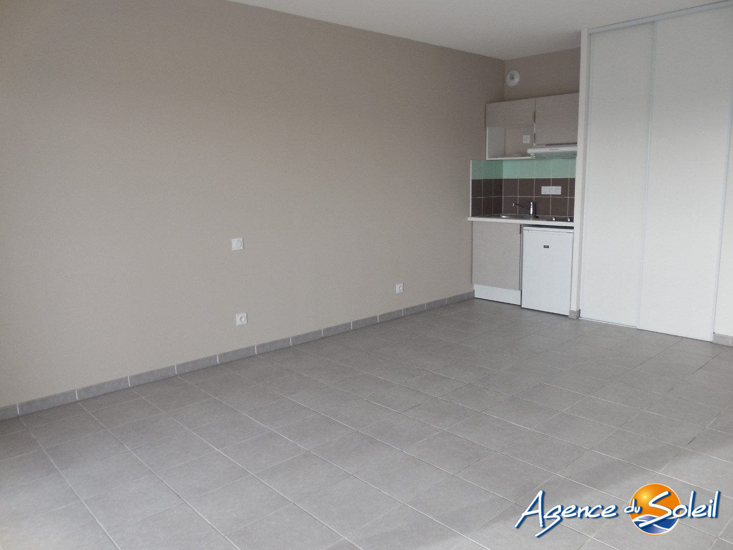 Appartement en location à Narbonne - Agence du Soleil (Réf. 04-2846-AGENCEDUSOLEIL)
