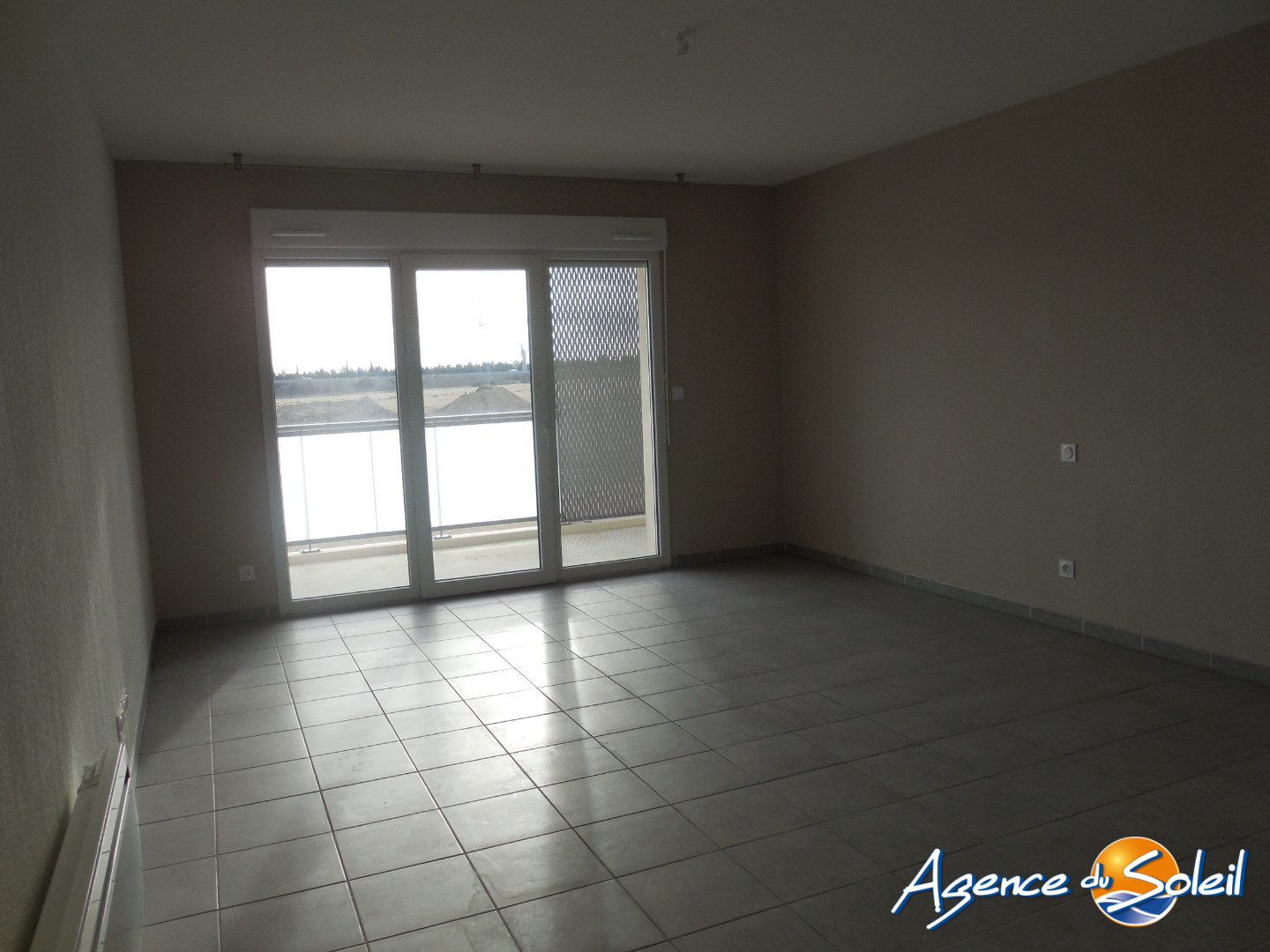 Vue intérieure - Appartement Narbonne (Réf. 04-2846-AGENCEDUSOLEIL)