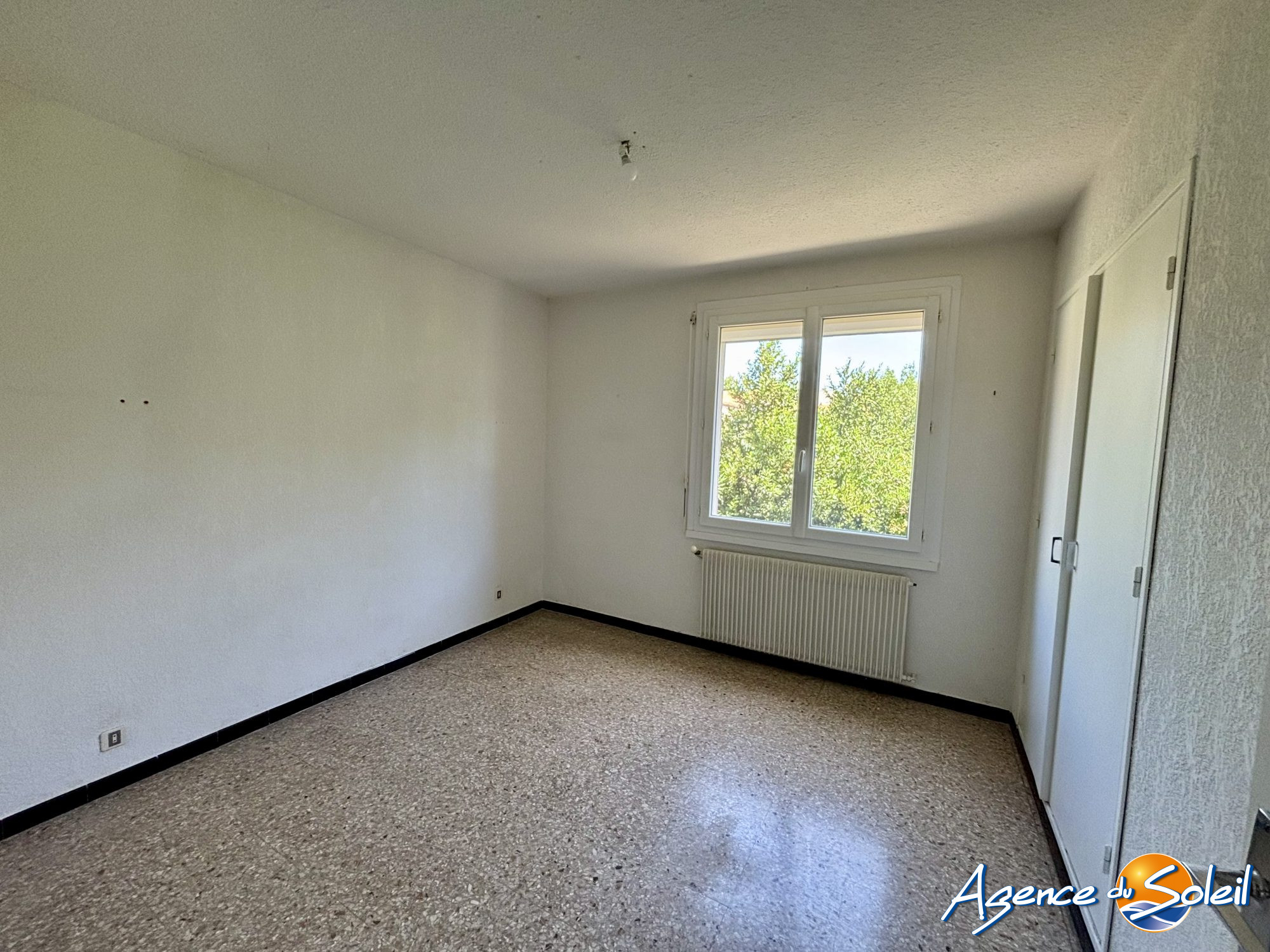 Jardin - Appartement Narbonne (Réf. 04-9354-AGENCEDUSOLEIL)