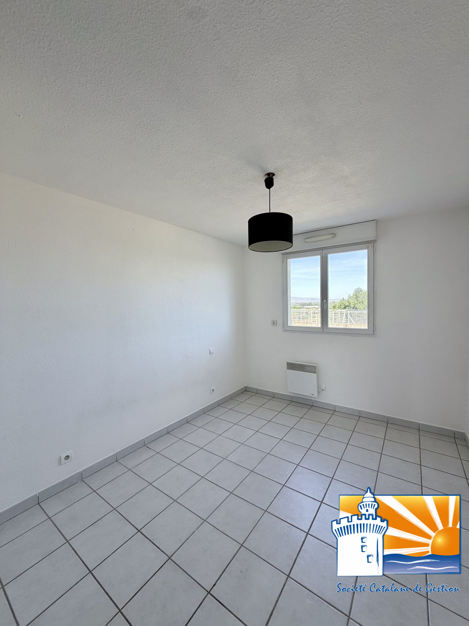 Chambre - Appartement Perpignan (Réf. 07-205-AGENCEDUSOLEIL)