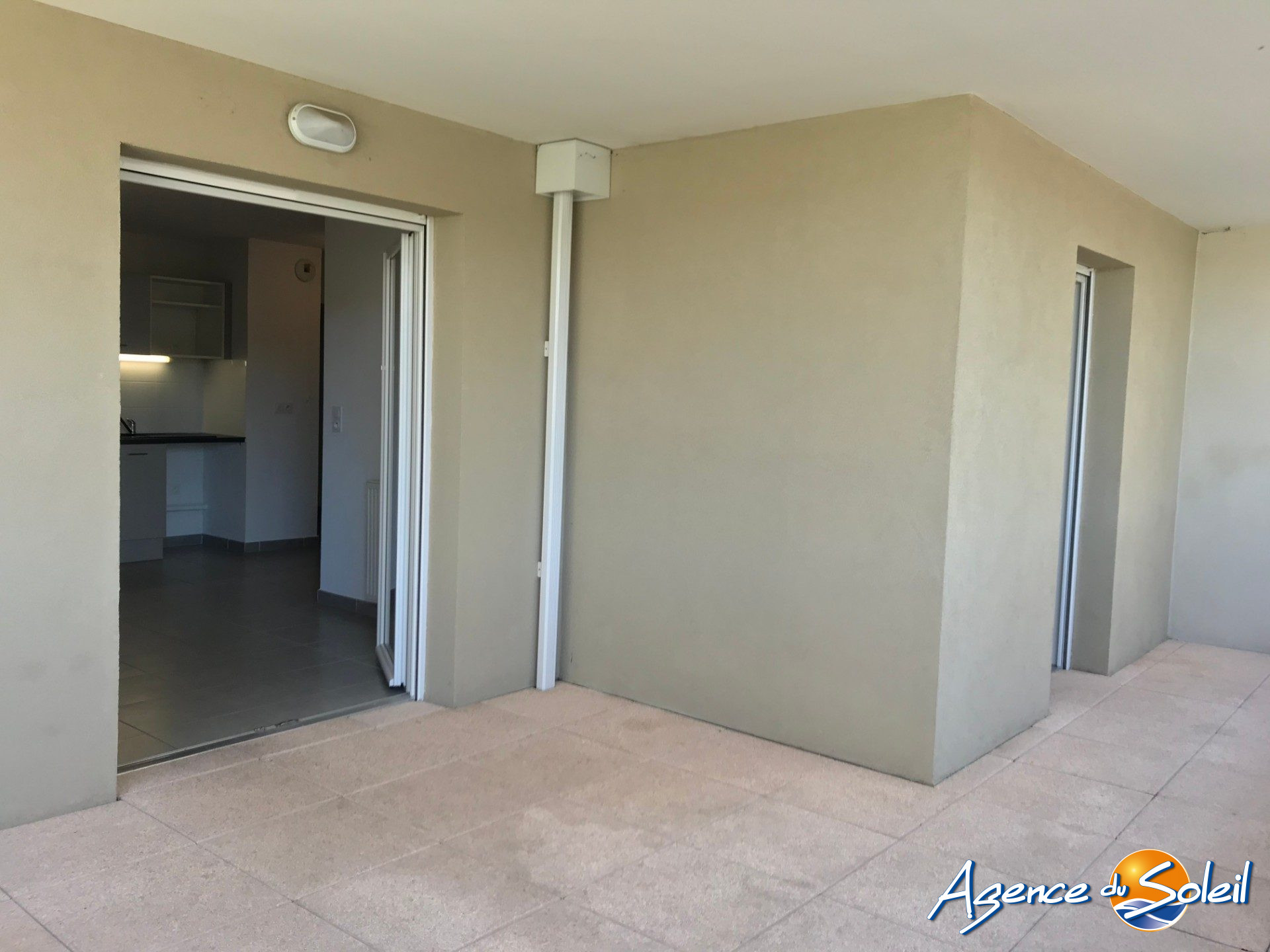 Vue extérieure - Appartement Montpellier (Réf. 33-6416-AGENCEDUSOLEIL)