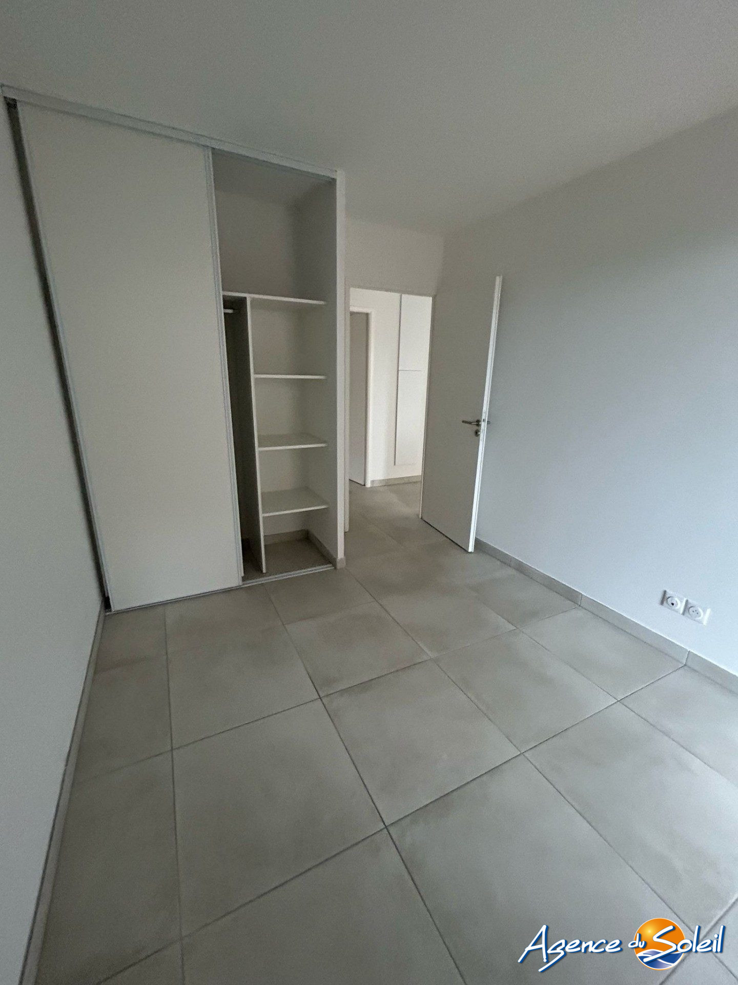 Vue extérieure - Appartement Agde (Réf. 09-7669-AGENCEDUSOLEIL)