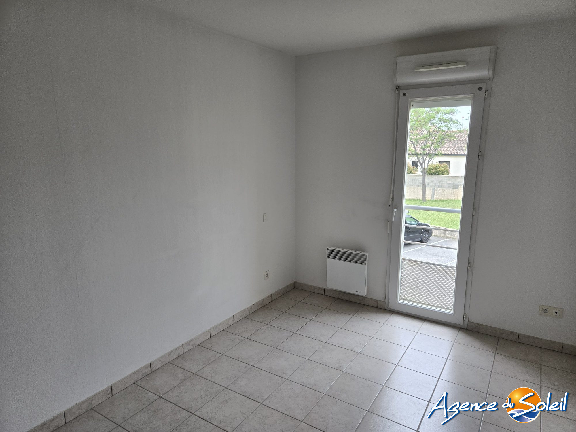 Chambre - Appartement Narbonne (Réf. 04-697-AGENCEDUSOLEIL)