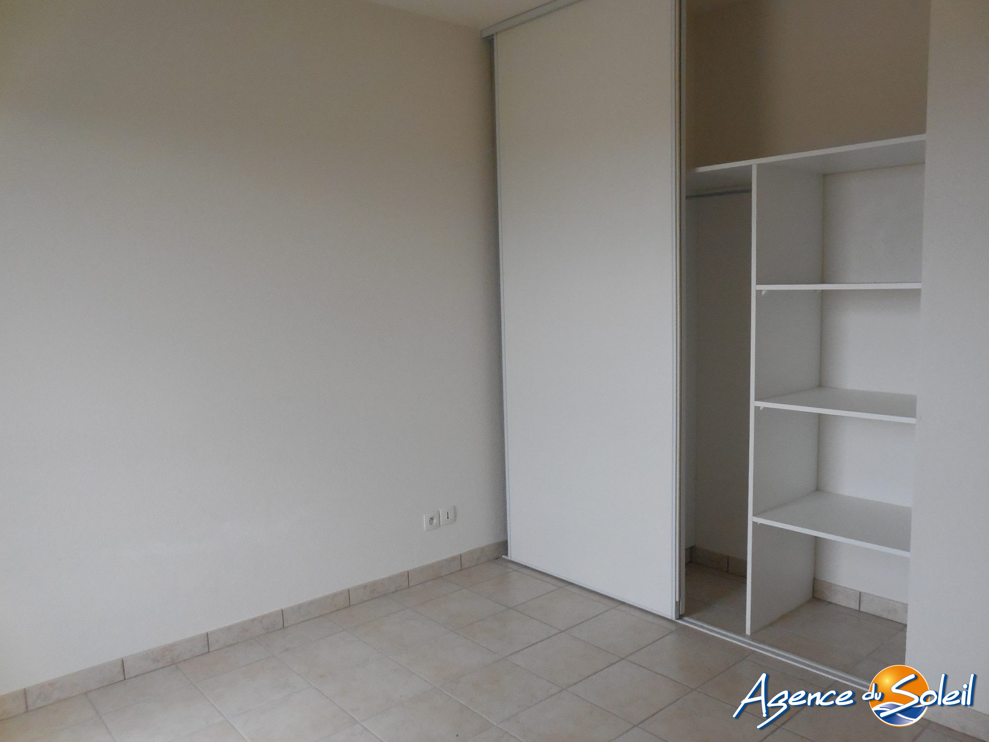 Vue intérieure - Appartement Narbonne (Réf. 04-4255-AGENCEDUSOLEIL)