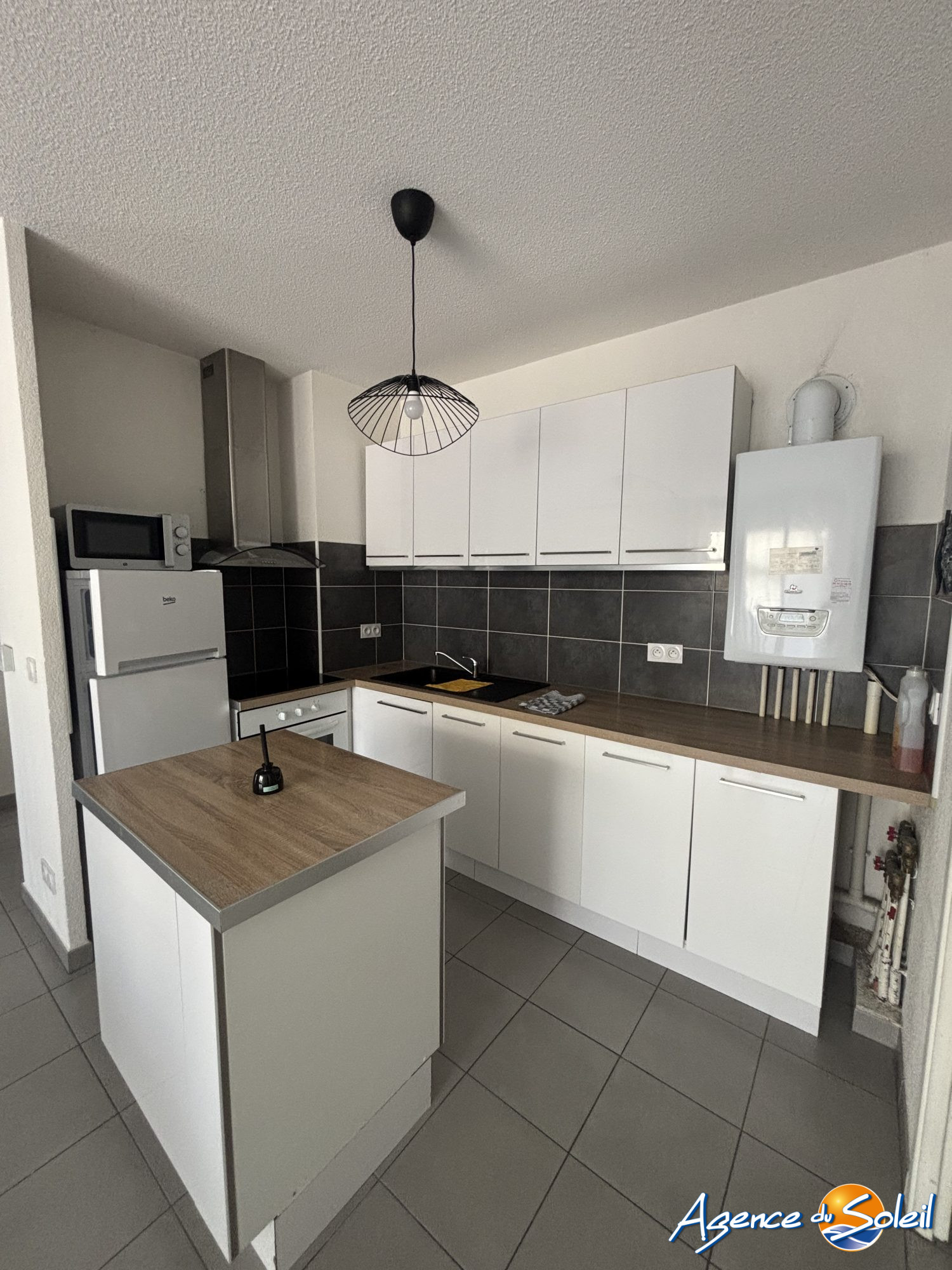 Vue intérieure - Appartement Montpellier (Réf. 33-8182-AGENCEDUSOLEIL)