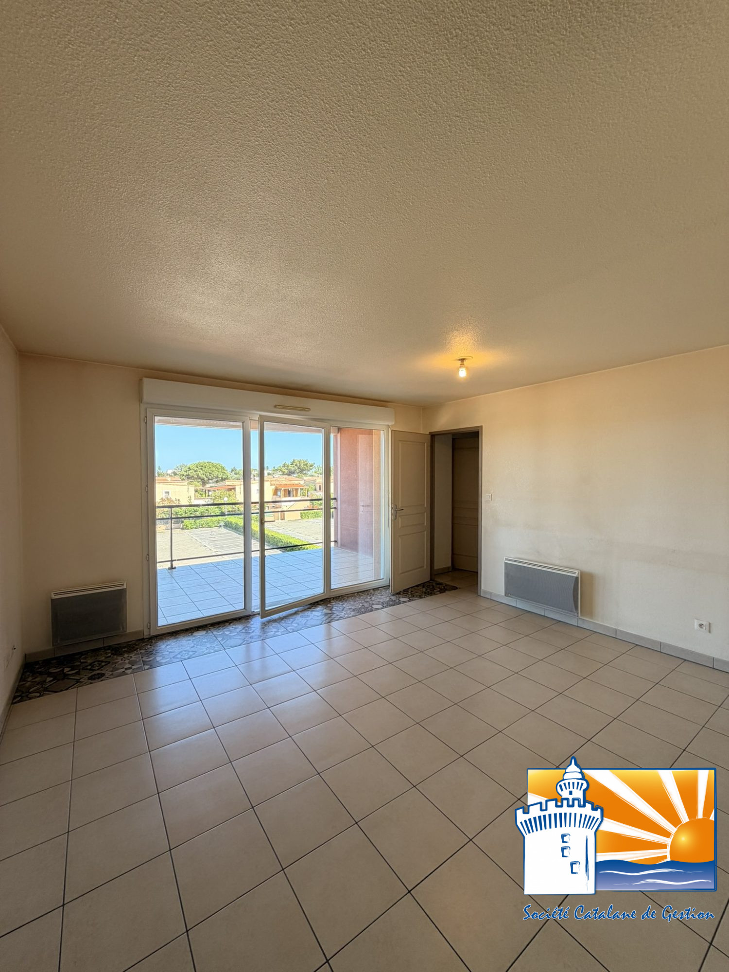 Cuisine - Appartement Leucate (Réf. 07-317-AGENCEDUSOLEIL)