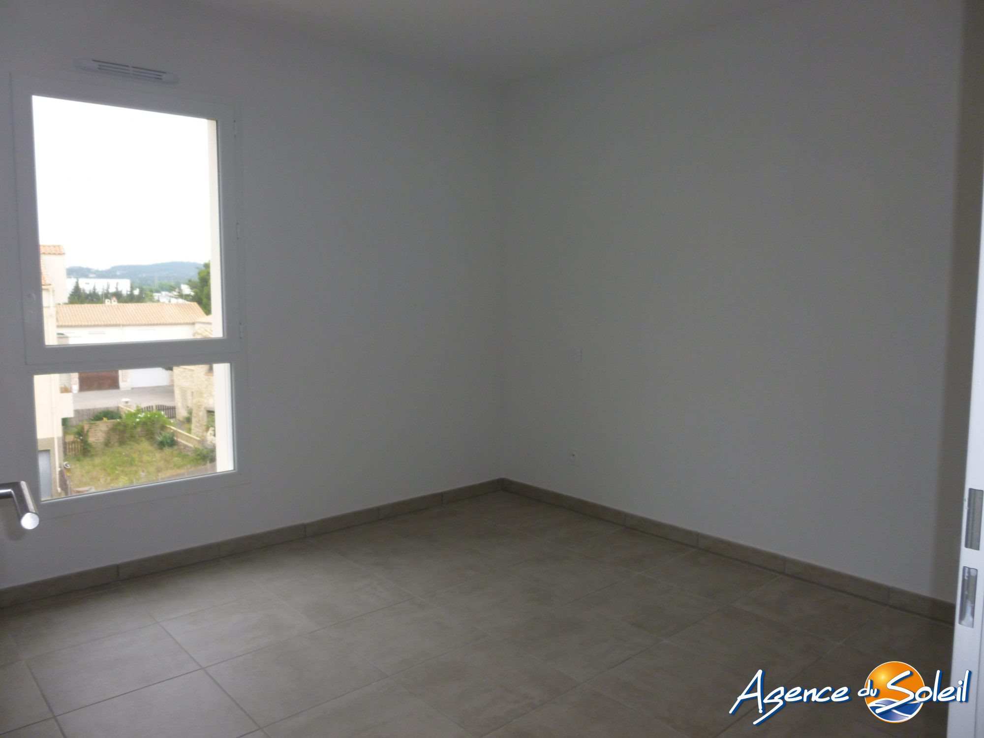 Chambre - Appartement Narbonne (Réf. 04-4000-AGENCEDUSOLEIL)