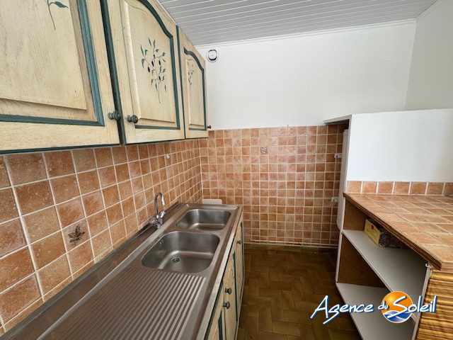 Chambre - Appartement Narbonne (Réf. 04-4935-AGENCEDUSOLEIL)