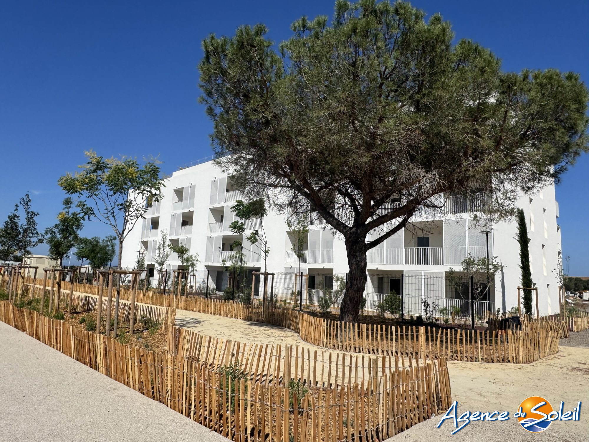 Appartement en location à Agde - Agence du Soleil (Réf. 09-7743-AGENCEDUSOLEIL)