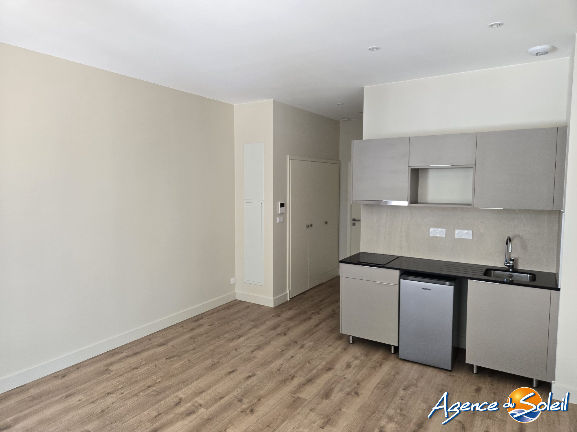 Vue intérieure - Appartement Narbonne (Réf. 04-9418-A202-AGENCEDUSOLEIL)
