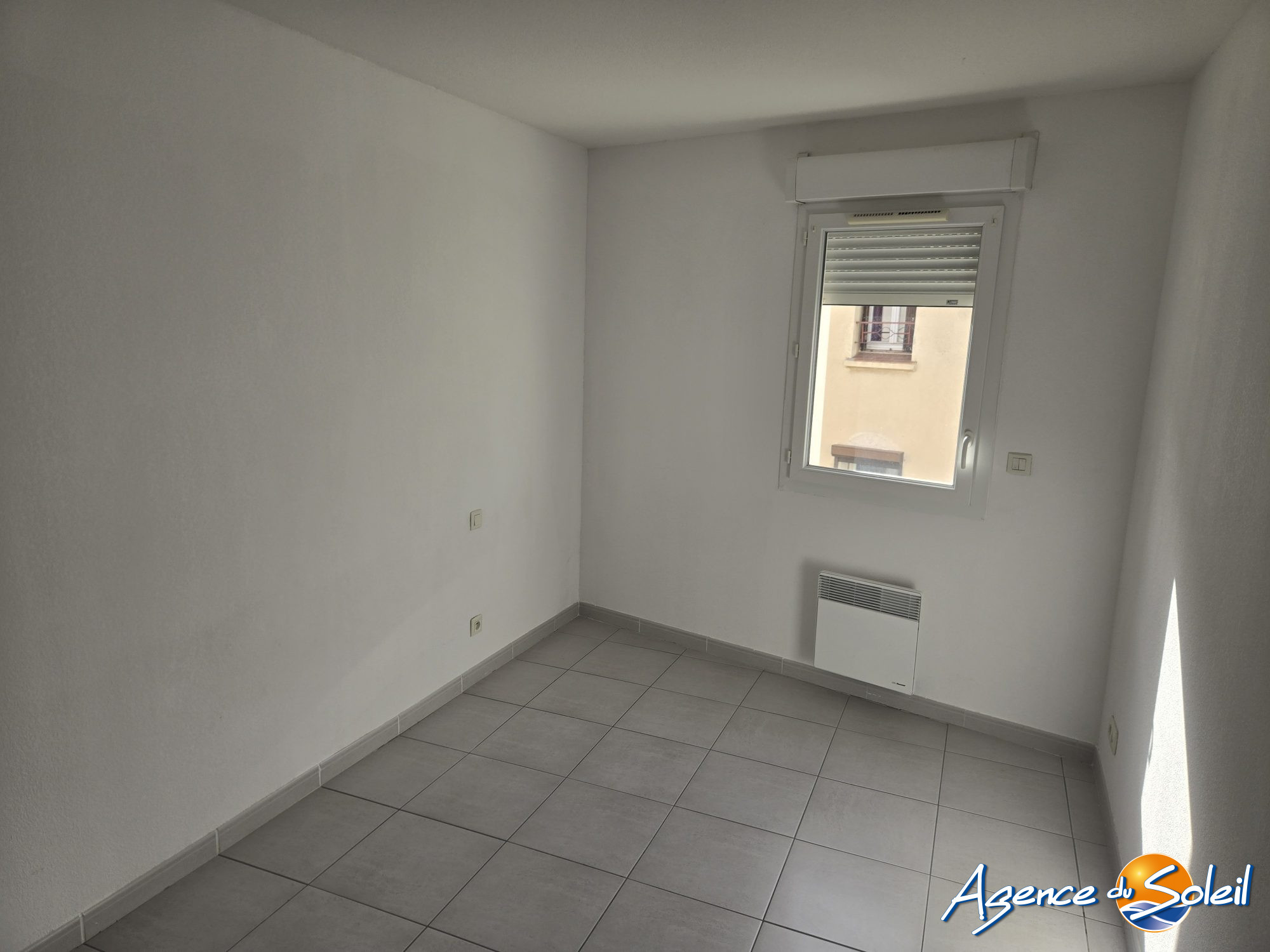 Salle de bain - Appartement Narbonne (Réf. 04-9433-AGENCEDUSOLEIL)