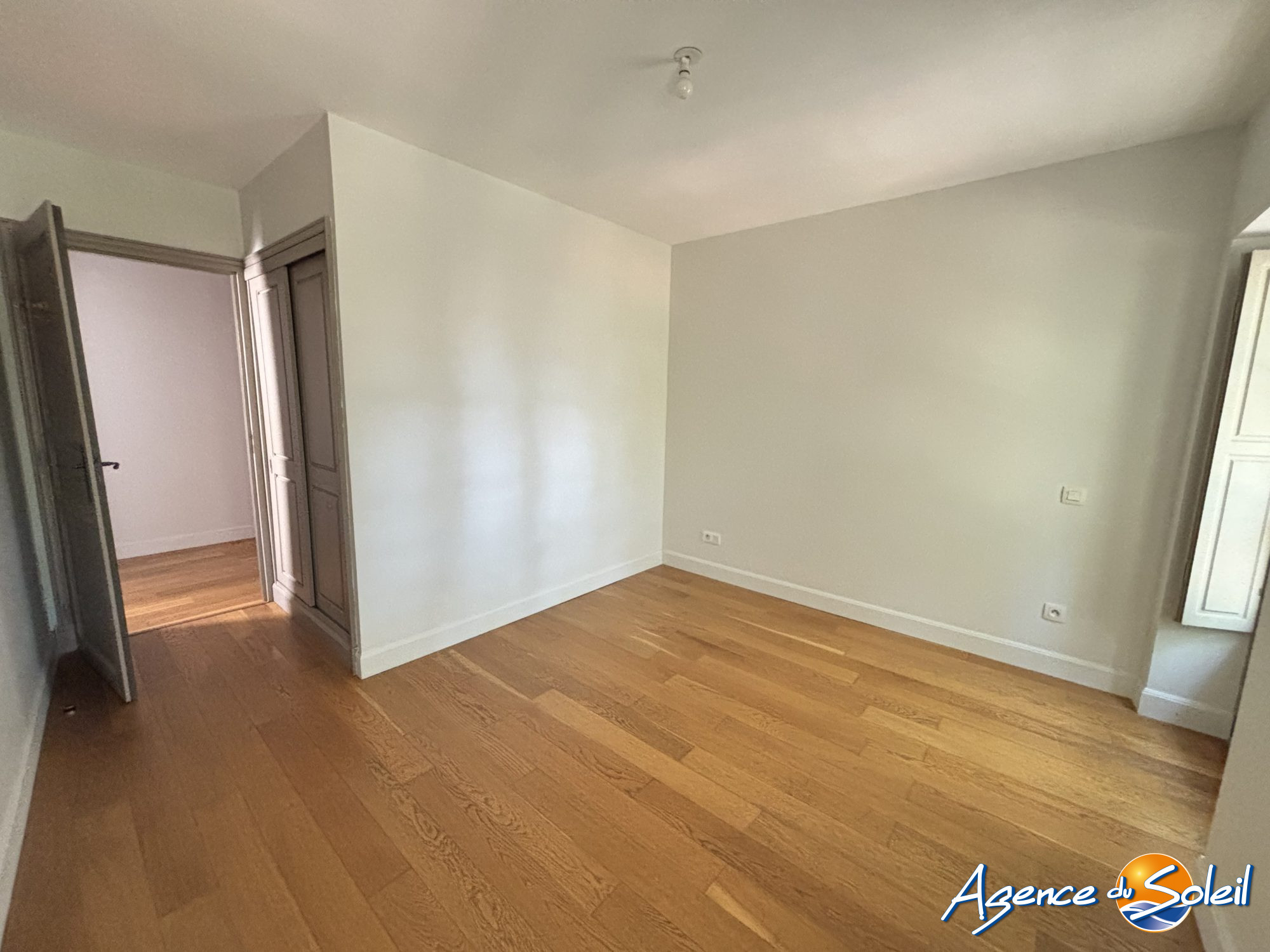 Terrasse - Appartement Narbonne (Réf. 04-867-A31-AGENCEDUSOLEIL)