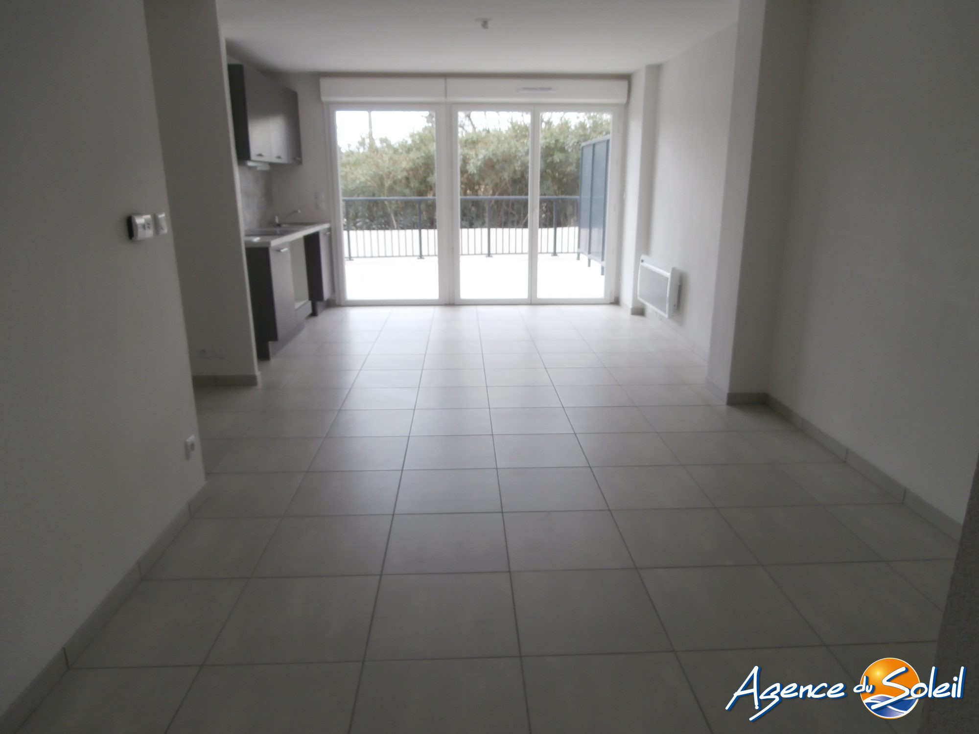 Vue intérieure - Appartement Sauvian (Réf. 09-6568-AGENCEDUSOLEIL)