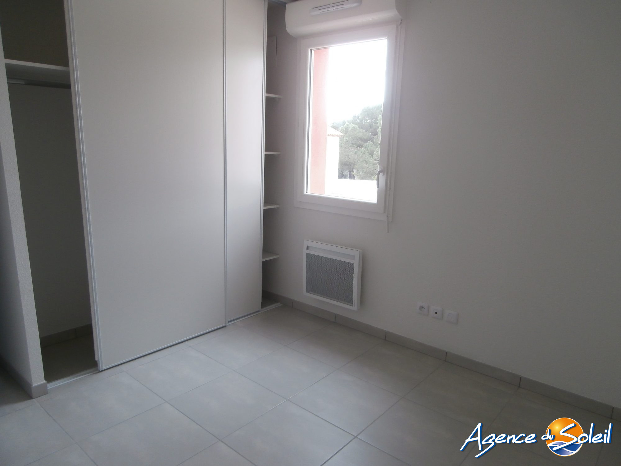 Cuisine - Appartement Sauvian (Réf. 09-6568-AGENCEDUSOLEIL)