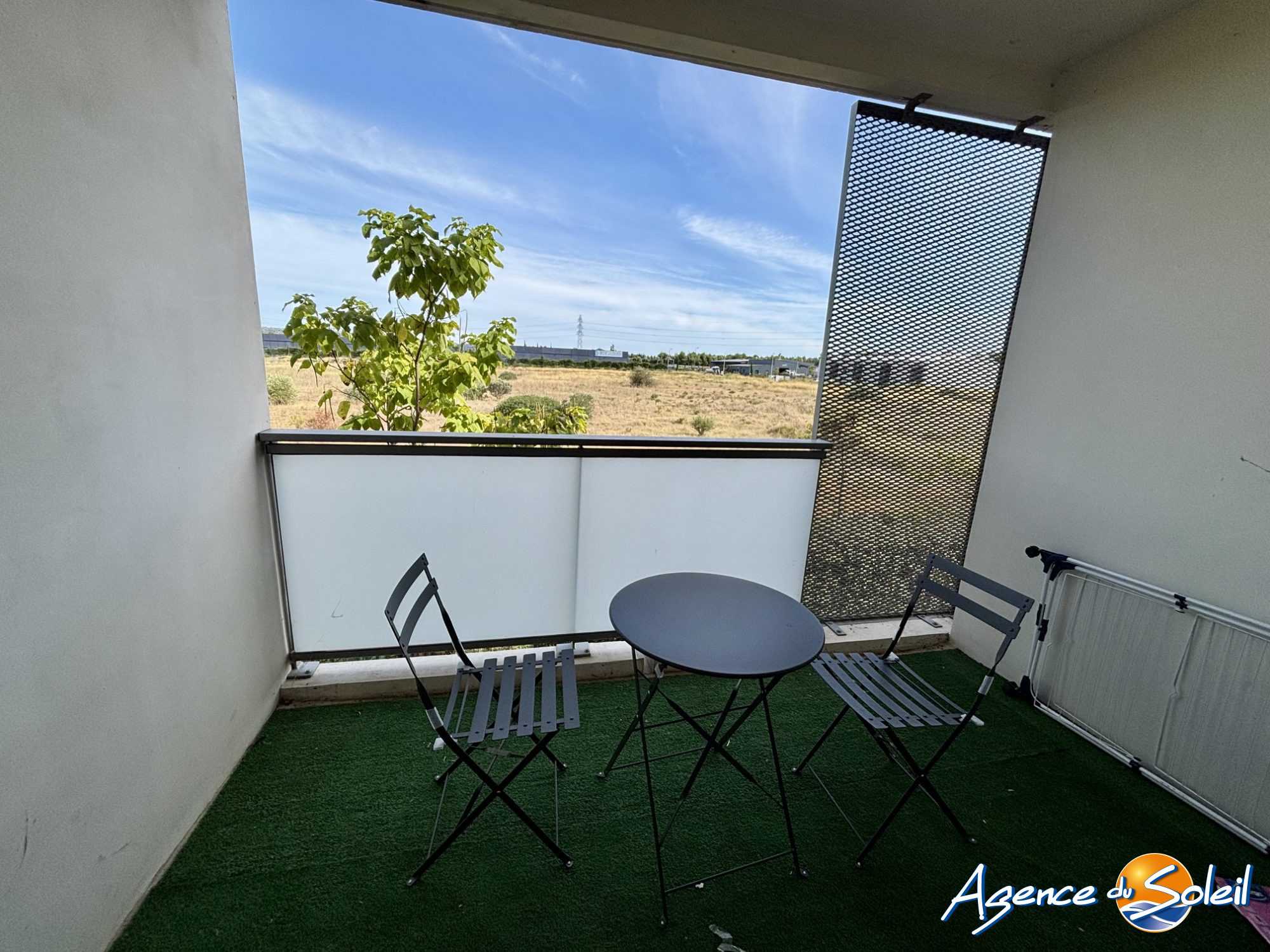 Vue extérieure - Appartement Narbonne (Réf. 04-4962-AGENCEDUSOLEIL)