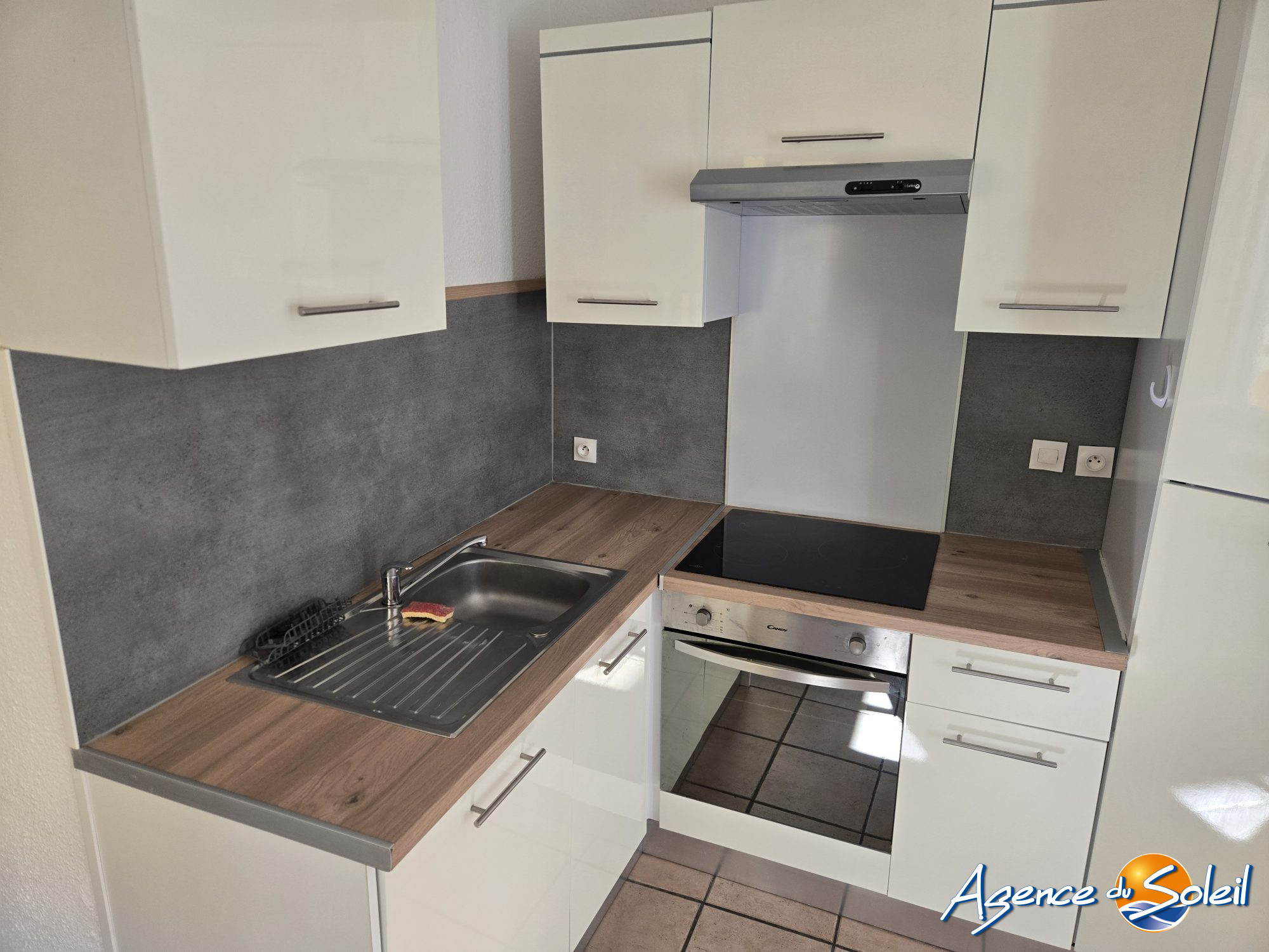 Vue intérieure - Appartement Narbonne (Réf. 04-4967-AGENCEDUSOLEIL)