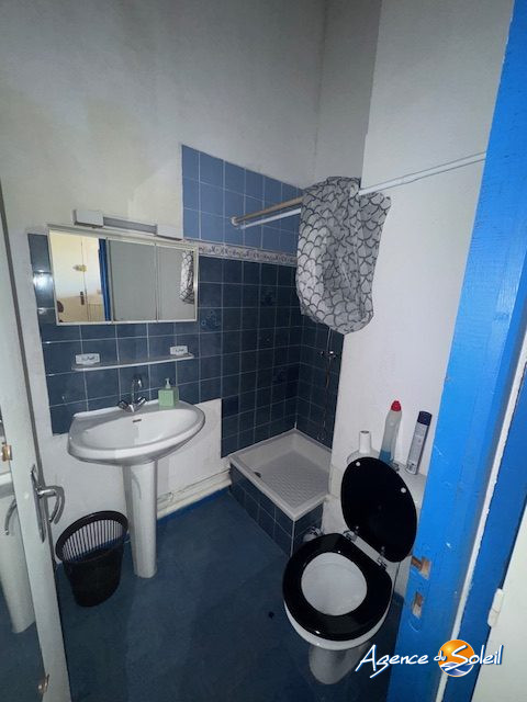 Vue extérieure - Appartement Saint-Pierre-la-Mer (Réf. 04-9451-AGENCEDUSOLEIL)