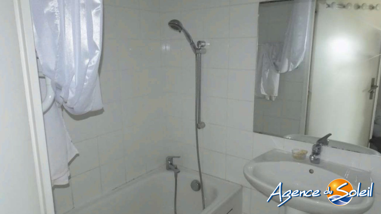 Vue extérieure - Appartement Montpellier (Réf. 33-8191-AGENCEDUSOLEIL)