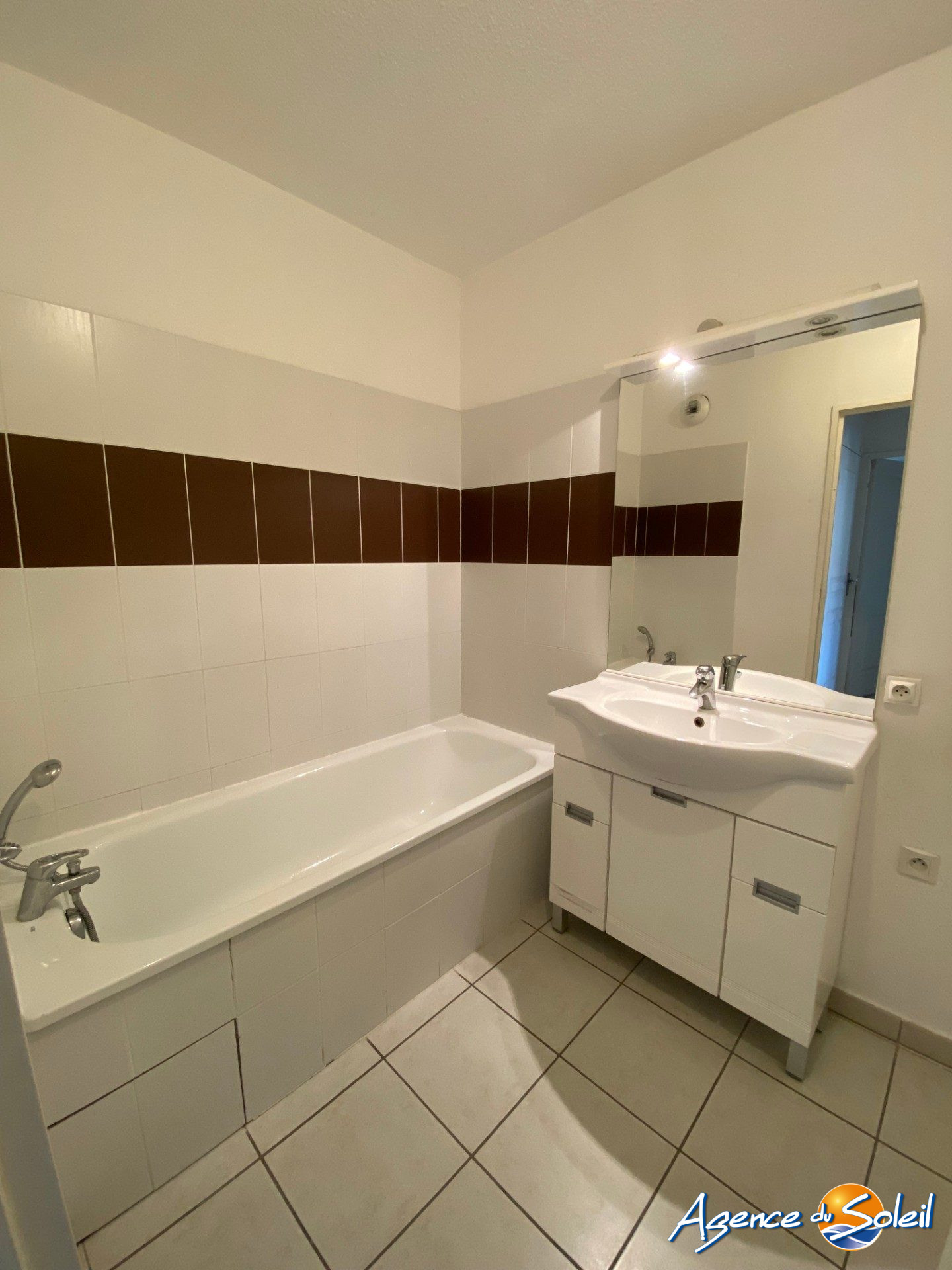 Photo 10 - Appartement Béziers (Réf. 09-7329-AGENCEDUSOLEIL)