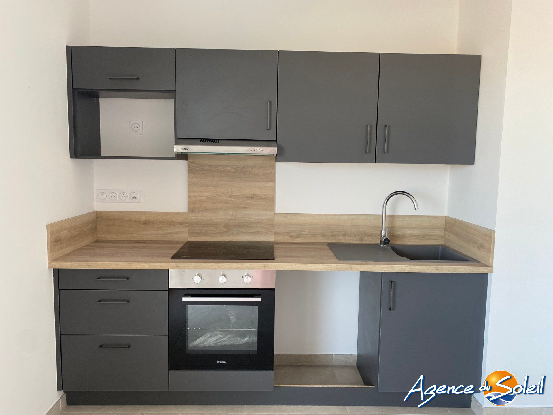 Vue intérieure - Appartement Narbonne (Réf. 04-4755-AGENCEDUSOLEIL)