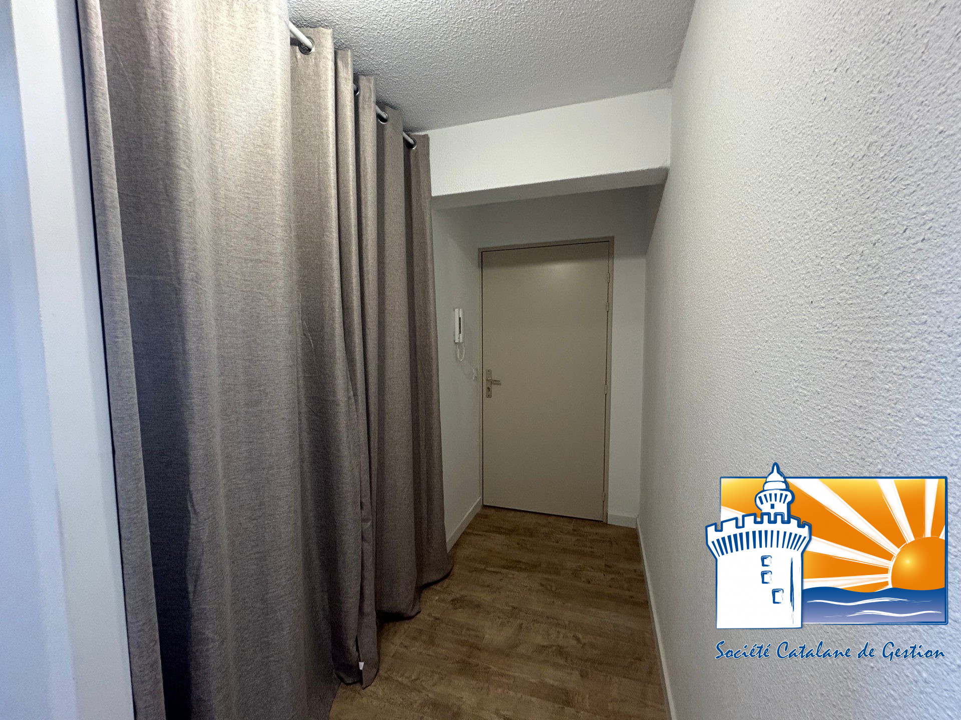 Salle de bain - Appartement Perpignan (Réf. 07-2063-AGENCEDUSOLEIL)