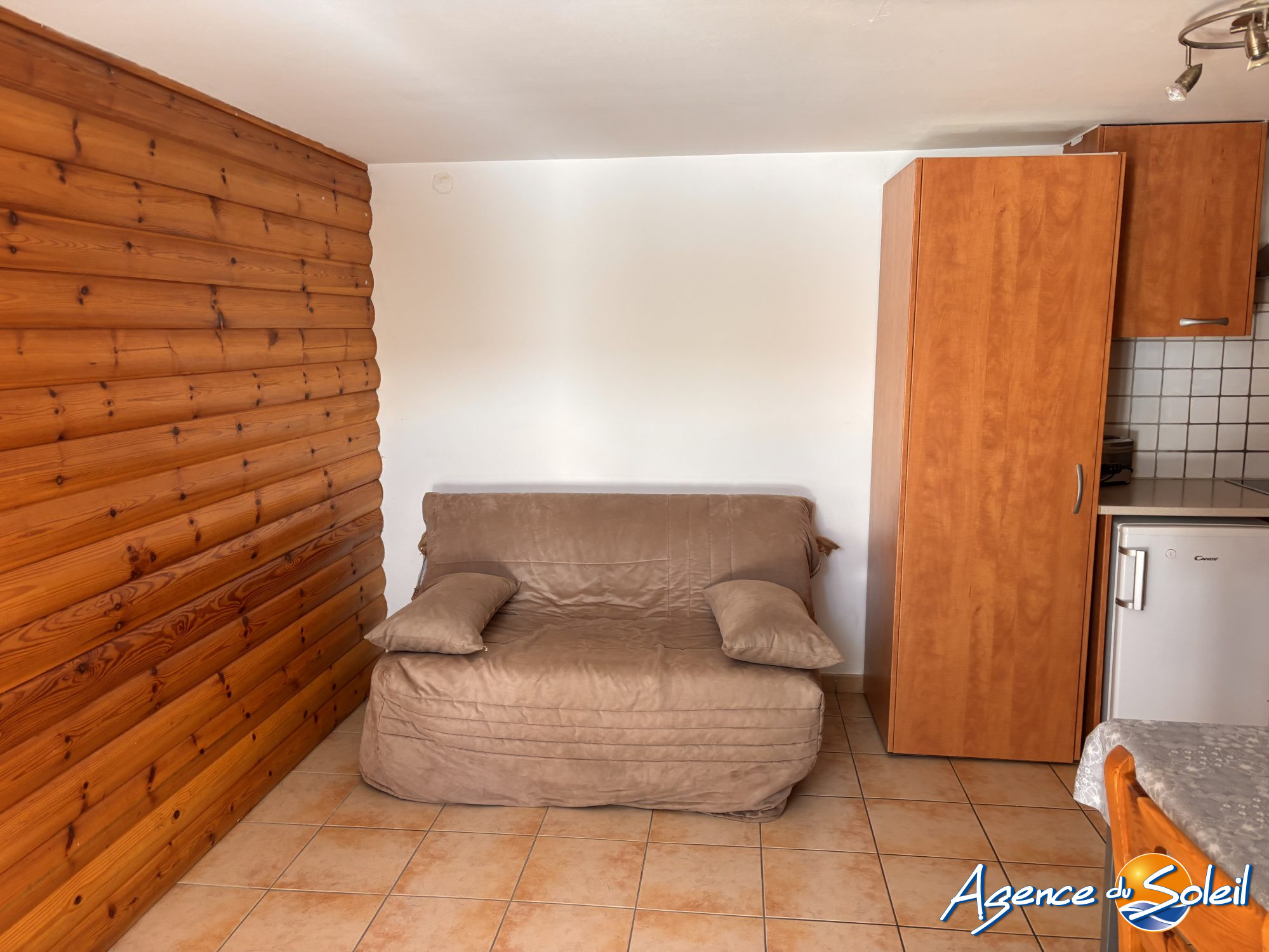 Cuisine - Appartement Les Angles (Réf. 37-9001-AGENCEDUSOLEIL)