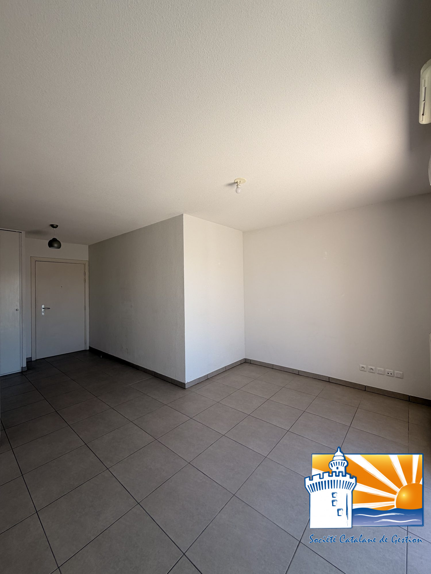 Cuisine - Appartement Canohès (Réf. 07-481-AGENCEDUSOLEIL)