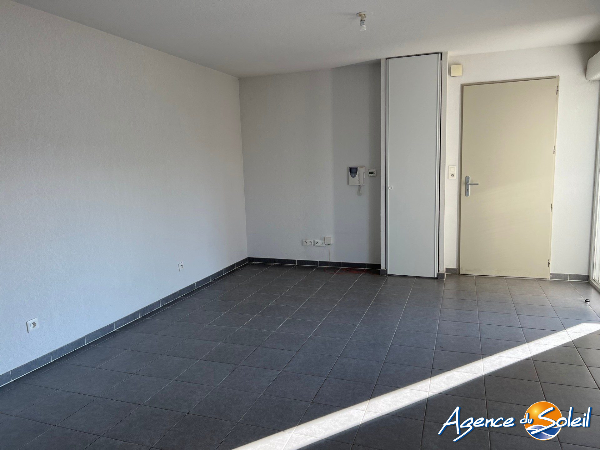 Cuisine - Appartement Béziers (Réf. 09-6054-AGENCEDUSOLEIL)