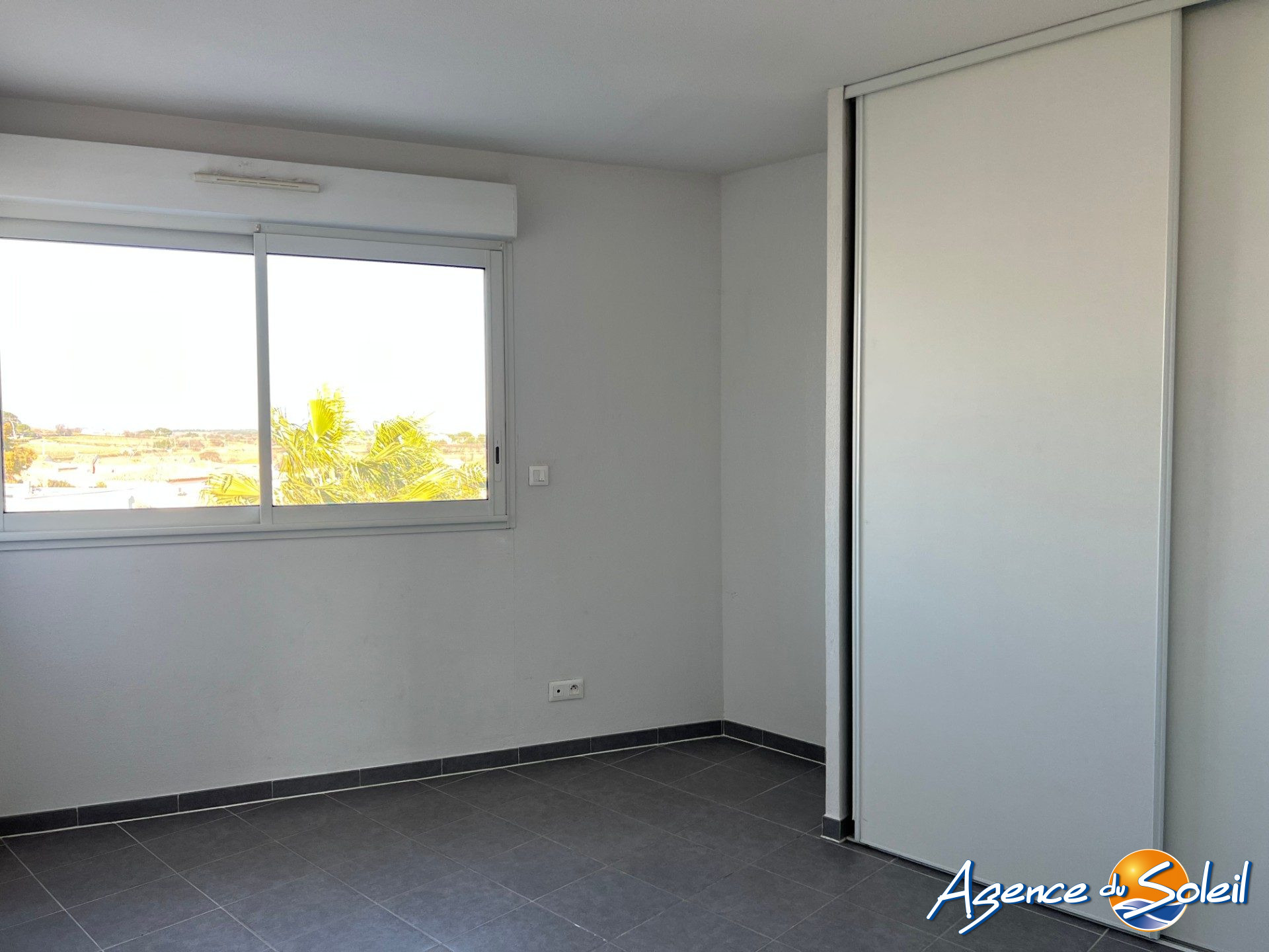 Salle de bain - Appartement Béziers (Réf. 09-6054-AGENCEDUSOLEIL)