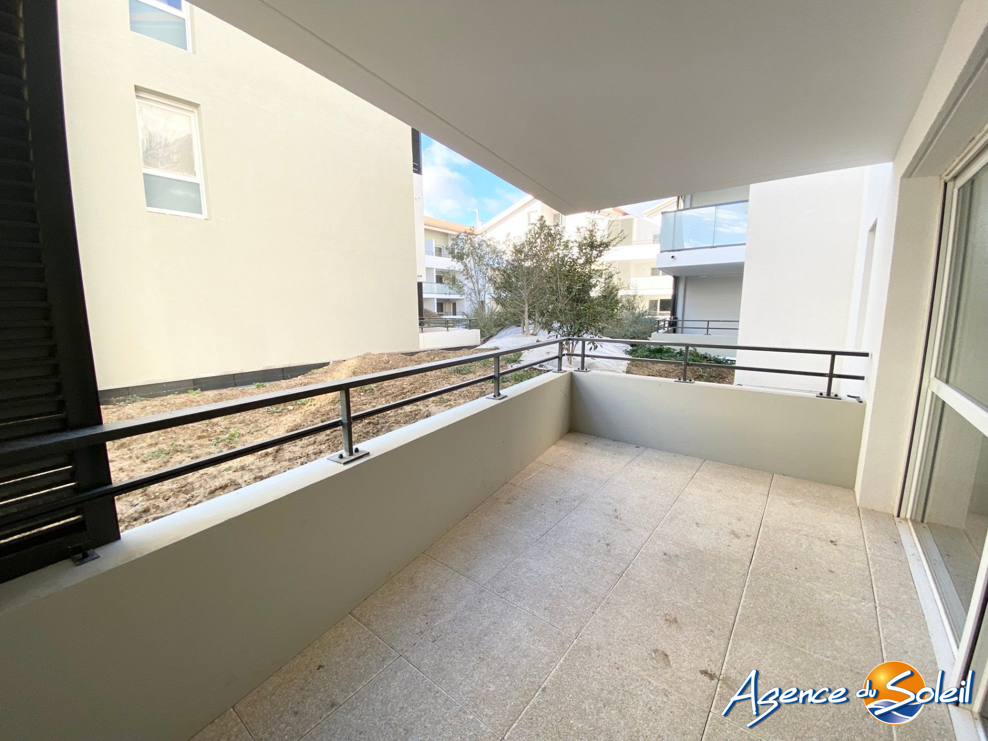 Appartement en location à Marseillan - Agence du Soleil (Réf. 09-7362-AGENCEDUSOLEIL)