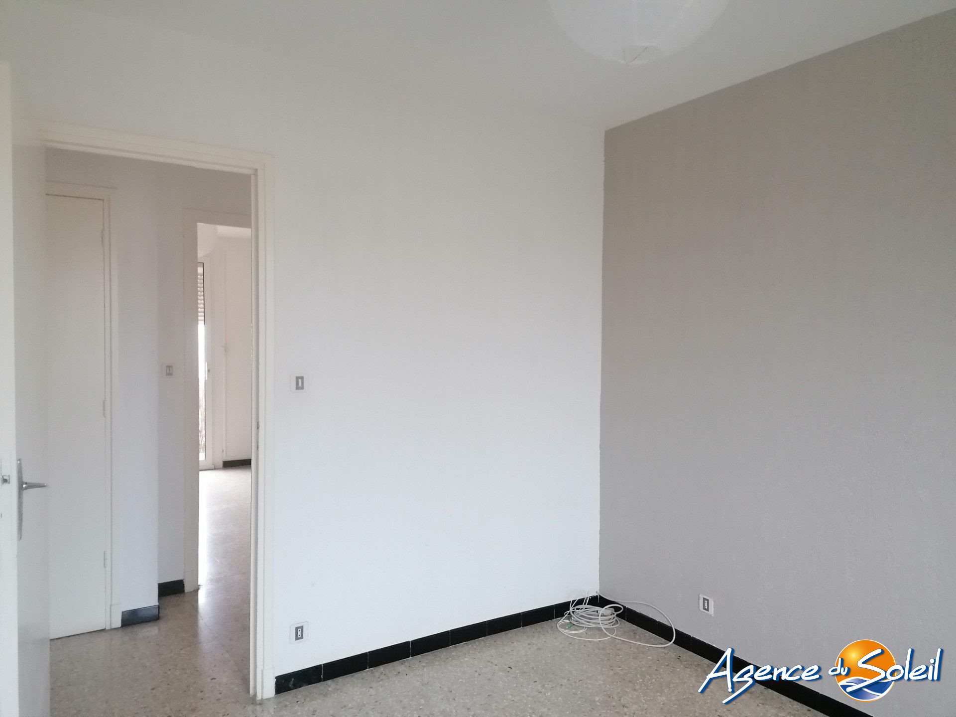 Cuisine - Appartement Narbonne (Réf. 04-9434-AGENCEDUSOLEIL)