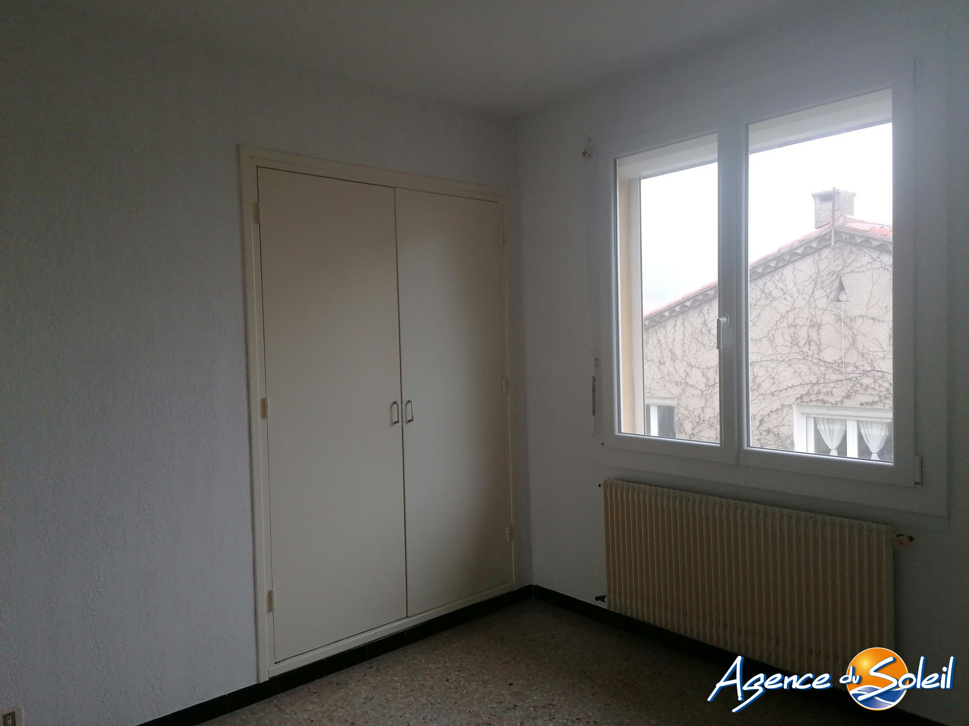 Salle de bain - Appartement Narbonne (Réf. 04-9434-AGENCEDUSOLEIL)
