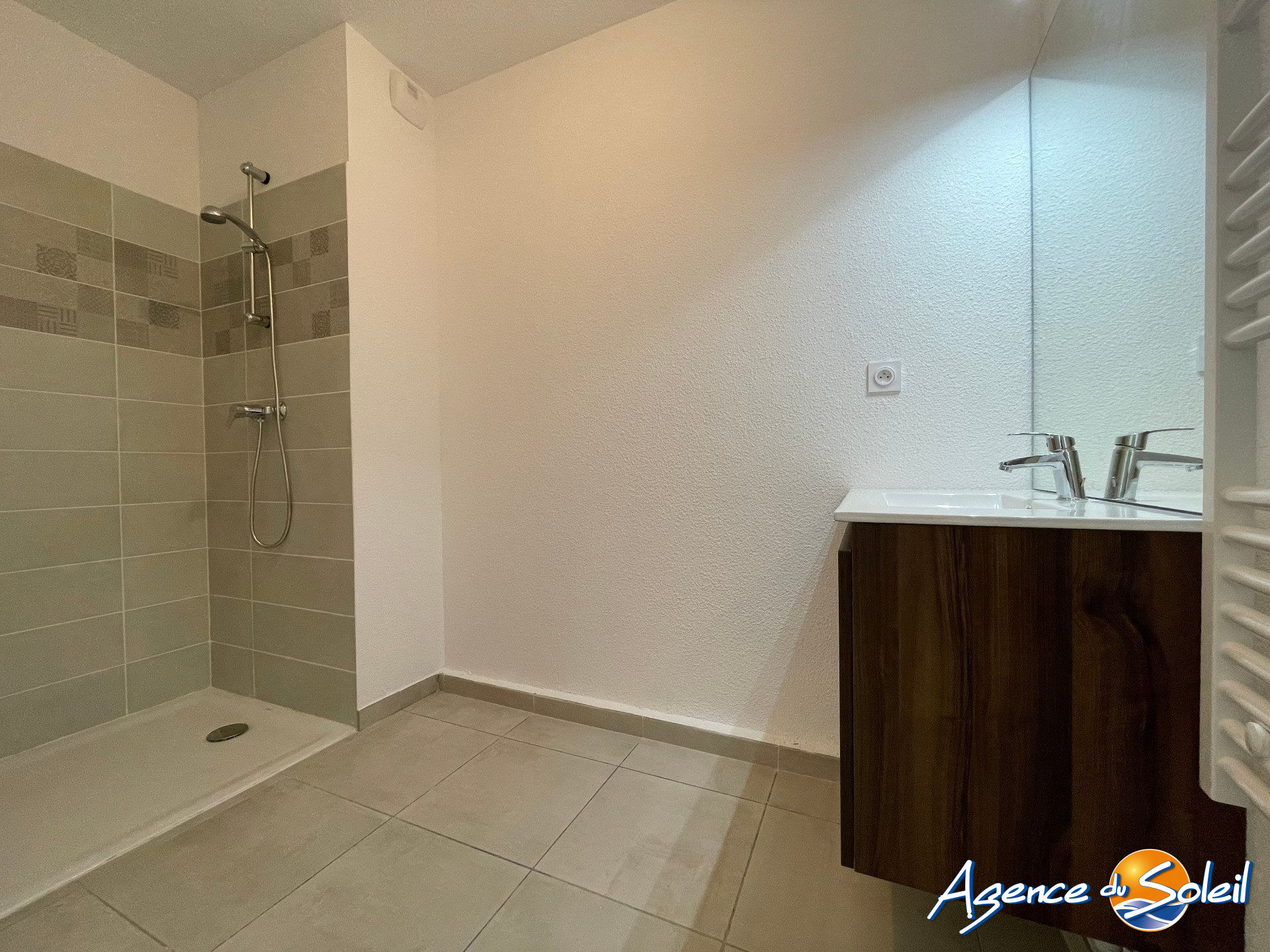Chambre - Appartement Perpignan (Réf. 06-2965-AGENCEDUSOLEIL)