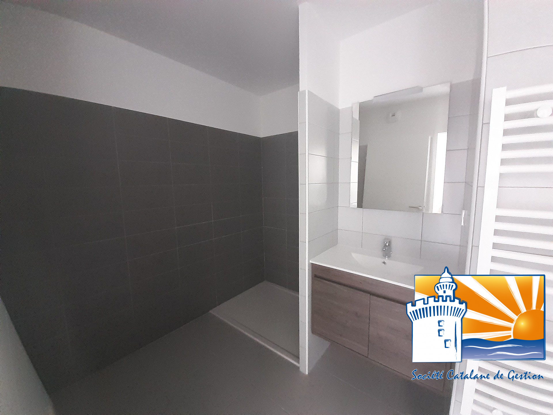 Salle de bain - Appartement Perpignan (Réf. 07-2943-1928-AGENCEDUSOLEIL)
