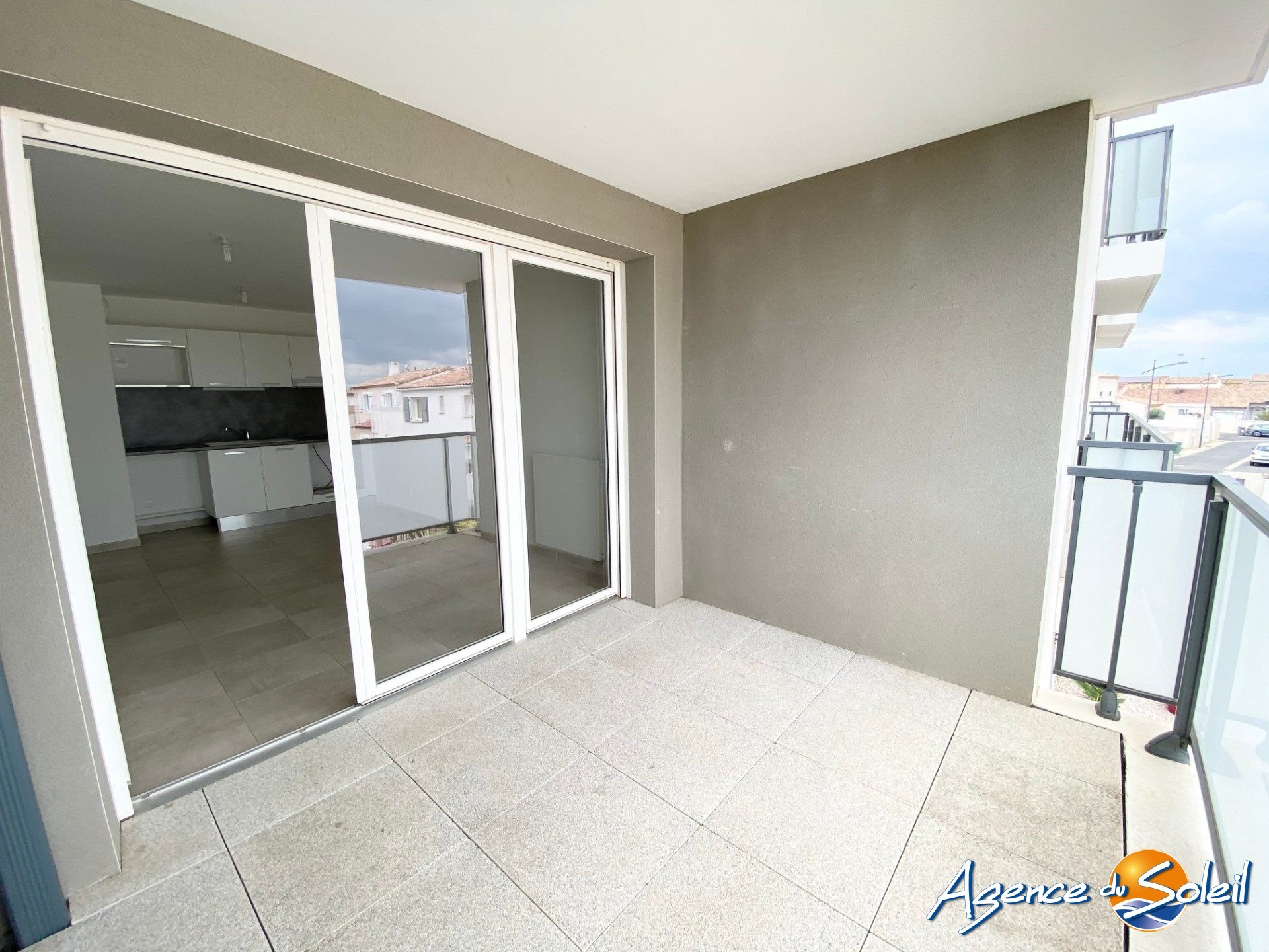 Salle de bain - Appartement Sauvian (Réf. 09-6861-AGENCEDUSOLEIL)