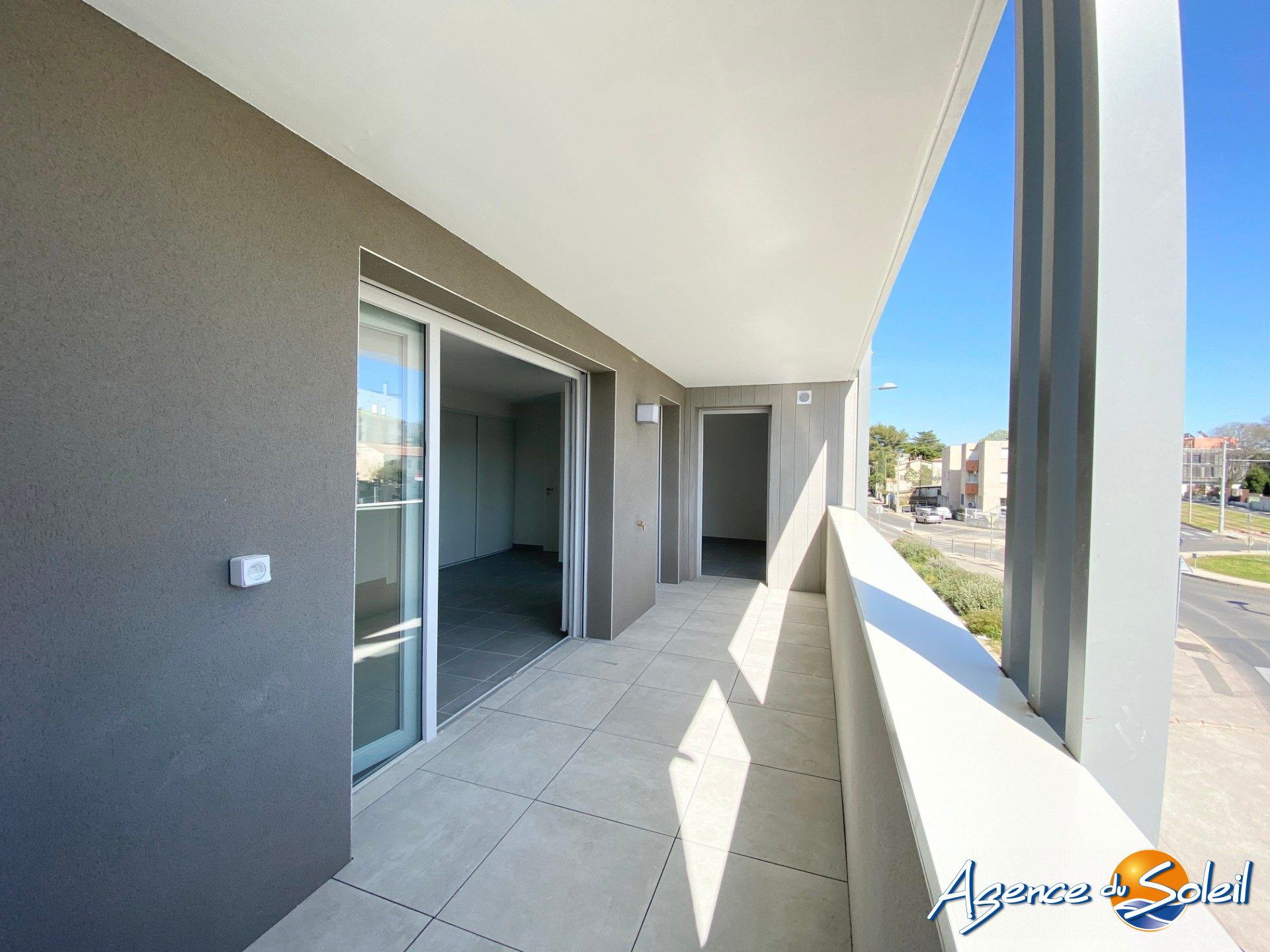 Vue extérieure - Appartement Castelnau-le-Lez (Réf. 33-8130-AGENCEDUSOLEIL)